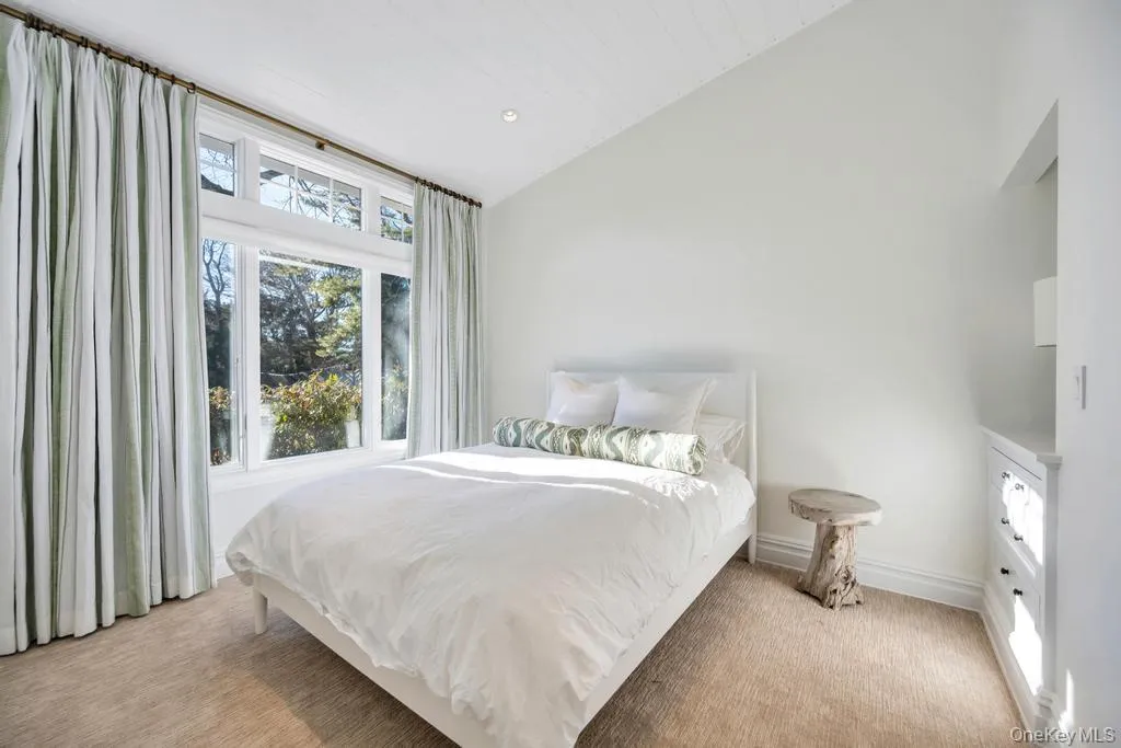 1 Cooper Lane, Southampton, NY, 4 Bedrooms Bedrooms, 15 Rooms Rooms,3 BathroomsBathrooms,Residential Lease,Idx,Cooper,0,954201 1 Cooper Lane, Southampton, NY, 4 Bedrooms Bedrooms, 15 Rooms Rooms,3 BathroomsBathrooms,Residential Lease,Idx,Cooper,0,954201