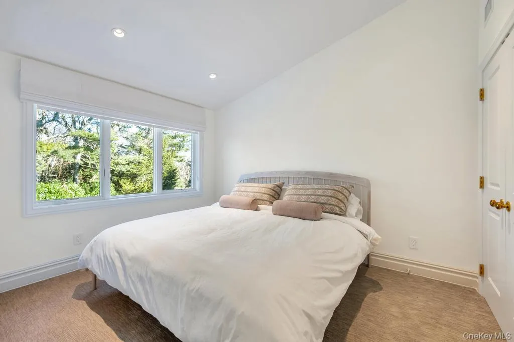 1 Cooper Lane, Southampton, NY, 4 Bedrooms Bedrooms, 15 Rooms Rooms,3 BathroomsBathrooms,Residential Lease,Idx,Cooper,0,954201 1 Cooper Lane, Southampton, NY, 4 Bedrooms Bedrooms, 15 Rooms Rooms,3 BathroomsBathrooms,Residential Lease,Idx,Cooper,0,954201