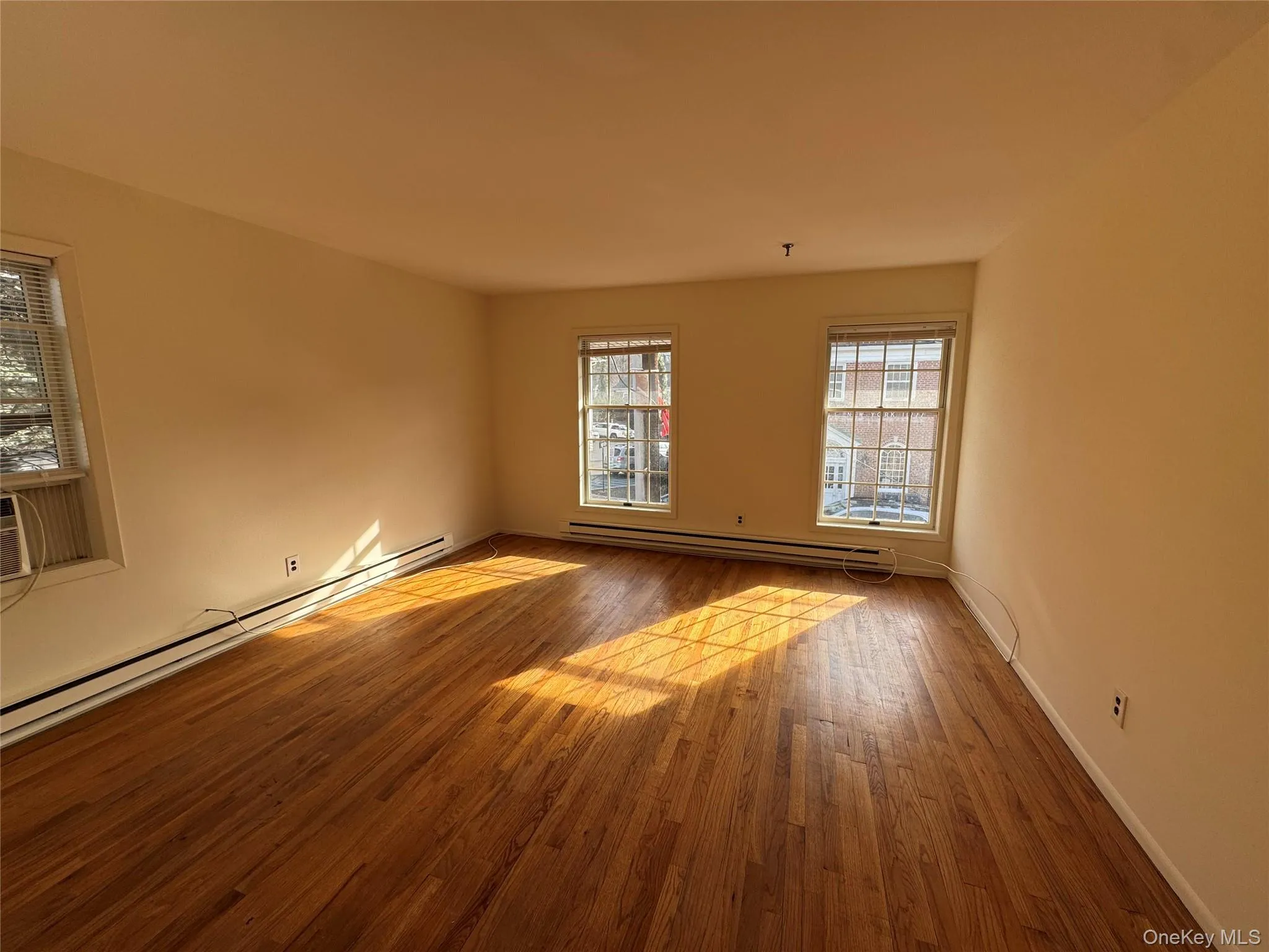 240-242 Main Street, Brookhaven, NY, 1 Bedroom Bedrooms, 4 Rooms Rooms,1 BathroomBathrooms,Residential Lease,Idx,Main,0,954213 240-242 Main Street, Brookhaven, NY, 1 Bedroom Bedrooms, 4 Rooms Rooms,1 BathroomBathrooms,Residential Lease,Idx,Main,0,954213