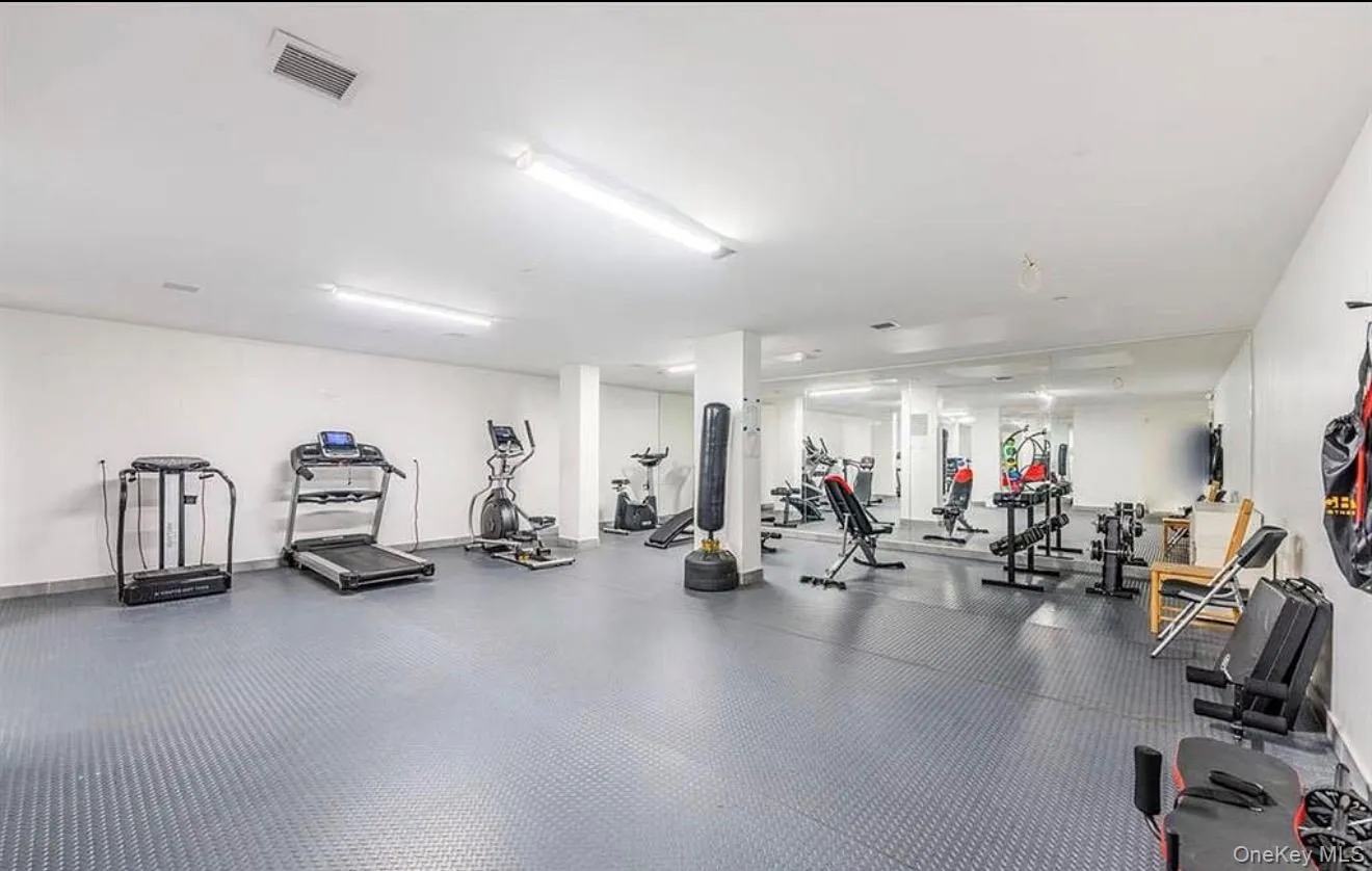 144-25 Sanford Avenue, New York, NY, 2 Bedrooms Bedrooms, 5 Rooms Rooms,2 BathroomsBathrooms,Residential,For Rent,Sanford,0,954225 144-25 Sanford Avenue, New York, NY, 2 Bedrooms Bedrooms, 5 Rooms Rooms,2 BathroomsBathrooms,Residential,For Rent,Sanford,0,954225