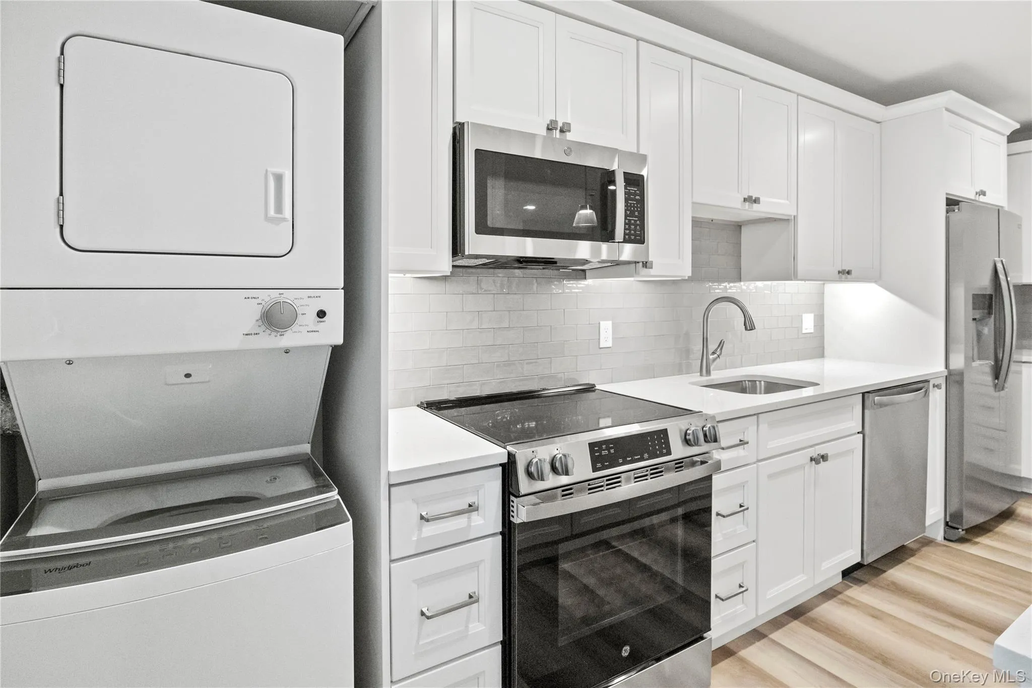 71 Main Street, Oyster Bay, NY, 1 Bedroom Bedrooms, 4 Rooms Rooms,1 BathroomBathrooms,Residential Lease,Idx,Main,0,954229 71 Main Street, Oyster Bay, NY, 1 Bedroom Bedrooms, 4 Rooms Rooms,1 BathroomBathrooms,Residential Lease,Idx,Main,0,954229