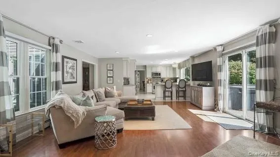 2803 Wading River Road, Riverhead, NY, 4 Bedrooms Bedrooms, 10 Rooms Rooms,3 BathroomsBathrooms,Residential Lease,Idx,Wading River,0,954231 2803 Wading River Road, Riverhead, NY, 4 Bedrooms Bedrooms, 10 Rooms Rooms,3 BathroomsBathrooms,Residential Lease,Idx,Wading River,0,954231