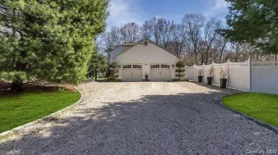 2803 Wading River Road, Riverhead, NY, 4 Bedrooms Bedrooms, 10 Rooms Rooms,3 BathroomsBathrooms,Residential Lease,Idx,Wading River,0,954231 2803 Wading River Road, Riverhead, NY, 4 Bedrooms Bedrooms, 10 Rooms Rooms,3 BathroomsBathrooms,Residential Lease,Idx,Wading River,0,954231