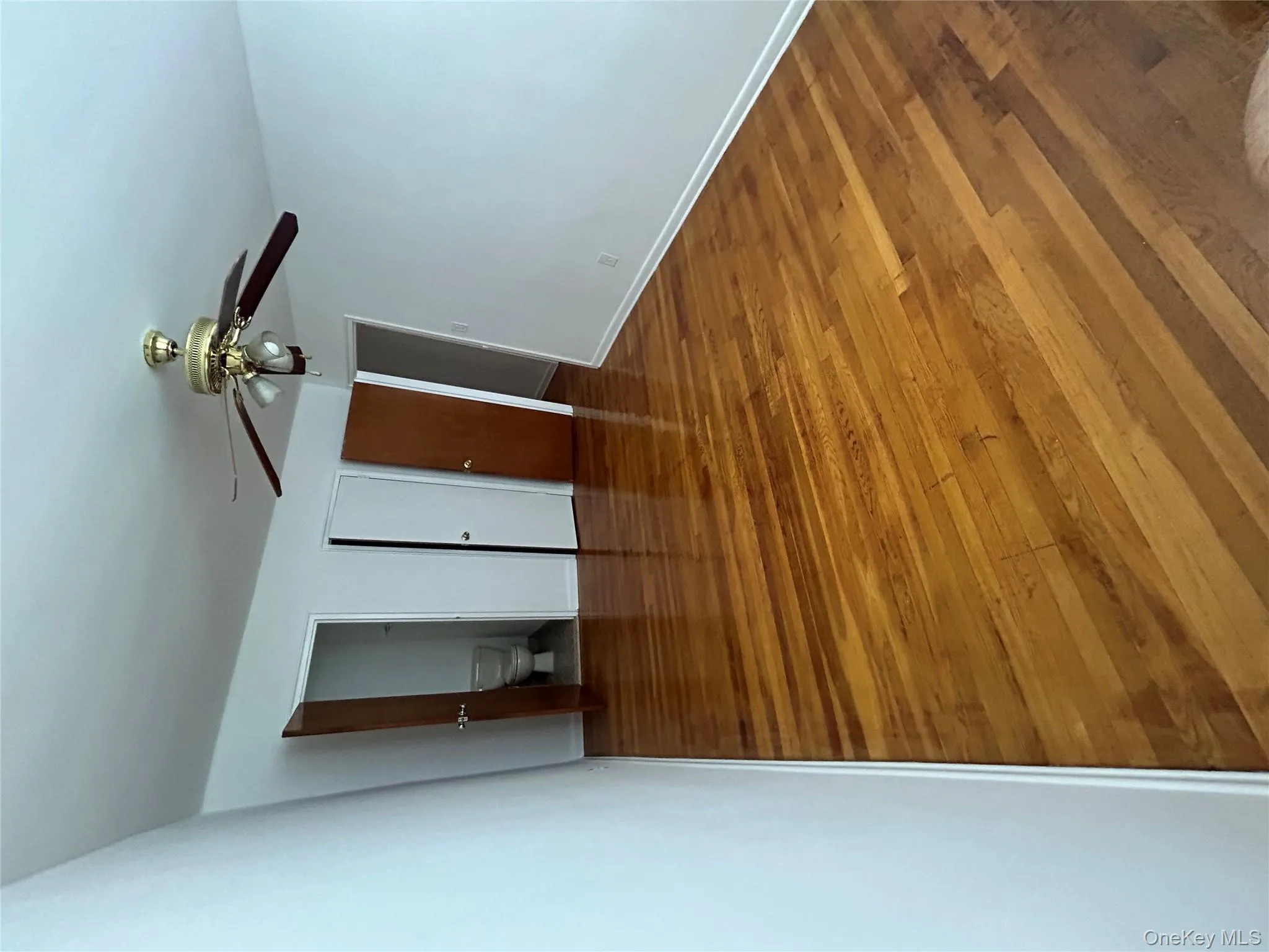 6046 69th Place, New York, NY, 3 Bedrooms Bedrooms, 6 Rooms Rooms,1 BathroomBathrooms,Residential Lease,For Rent,69th,0,954232 6046 69th Place, New York, NY, 3 Bedrooms Bedrooms, 6 Rooms Rooms,1 BathroomBathrooms,Residential Lease,For Rent,69th,0,954232