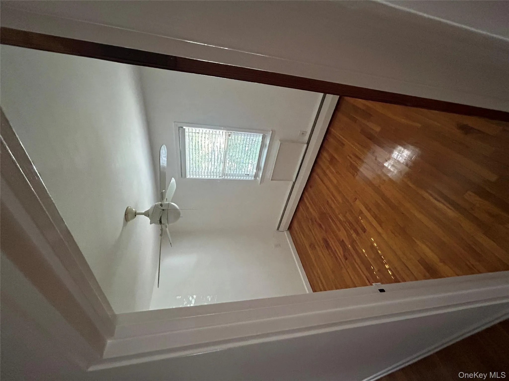 6046 69th Place, New York, NY, 3 Bedrooms Bedrooms, 6 Rooms Rooms,1 BathroomBathrooms,Residential Lease,For Rent,69th,0,954232 6046 69th Place, New York, NY, 3 Bedrooms Bedrooms, 6 Rooms Rooms,1 BathroomBathrooms,Residential Lease,For Rent,69th,0,954232