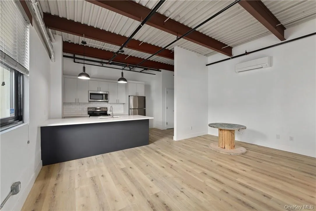 Living Area Living Area