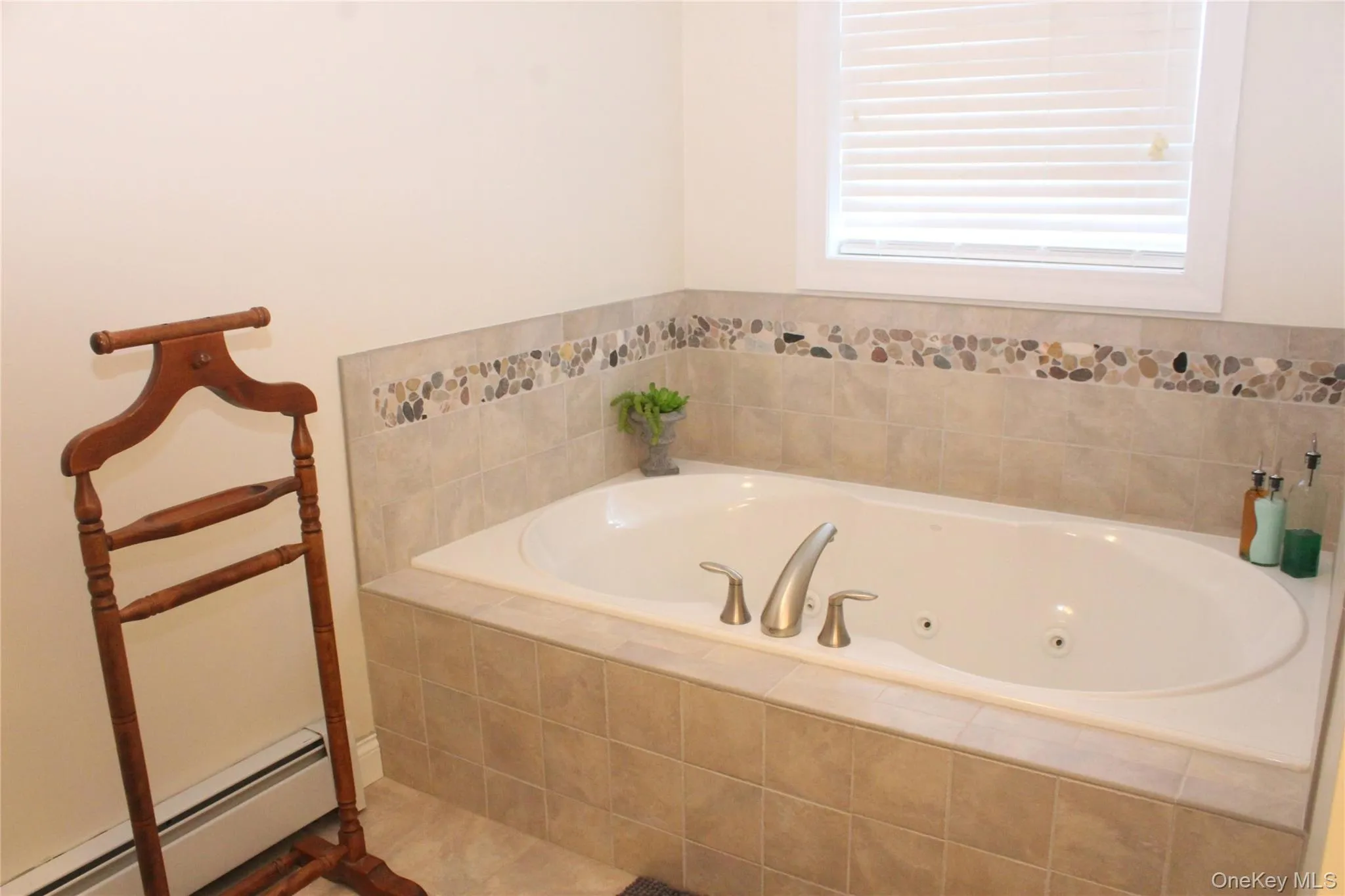 12 Neveles Pride Court, Crawford, NY, 4 Bedrooms Bedrooms, 10 Rooms Rooms,2 BathroomsBathrooms,Residential Sale,For Rent,Neveles Pride,0,954273 12 Neveles Pride Court, Crawford, NY, 4 Bedrooms Bedrooms, 10 Rooms Rooms,2 BathroomsBathrooms,Residential Sale,For Rent,Neveles Pride,0,954273