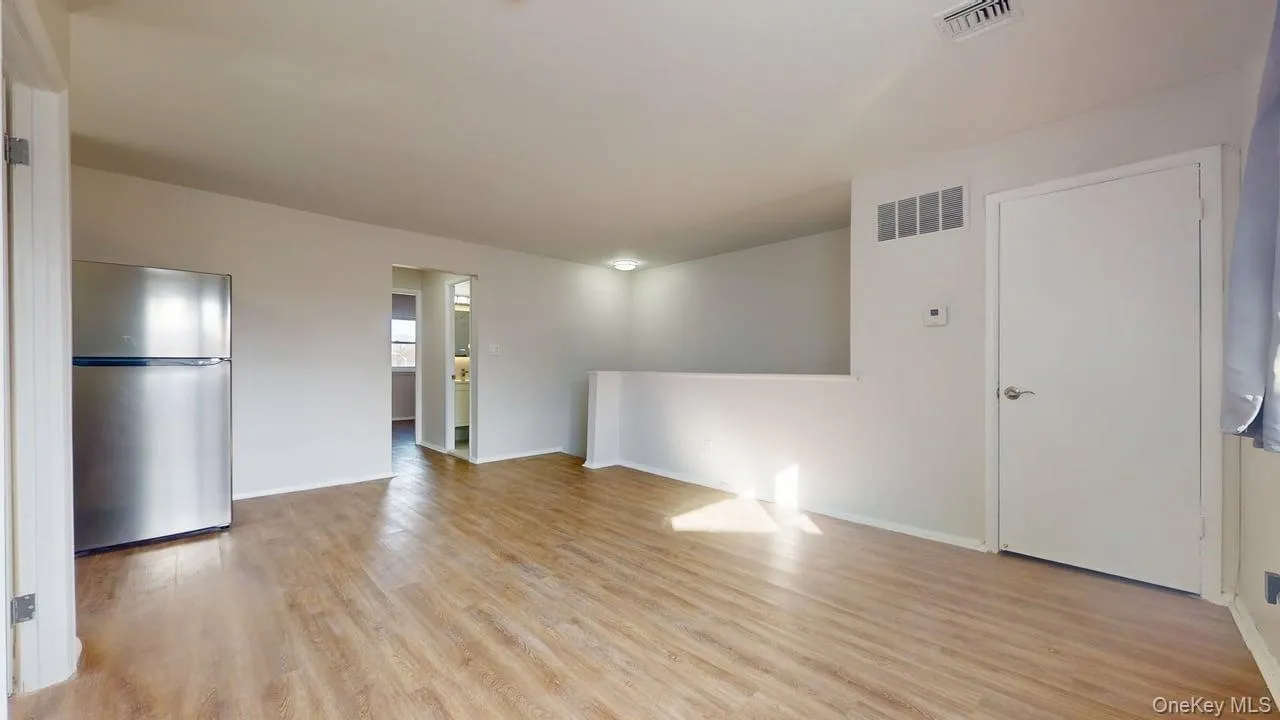 110-41 62nd Drive, New York, NY, 3 Bedrooms Bedrooms, 5 Rooms Rooms,1 BathroomBathrooms,Residential Lease,Idx,62nd,0,954311 110-41 62nd Drive, New York, NY, 3 Bedrooms Bedrooms, 5 Rooms Rooms,1 BathroomBathrooms,Residential Lease,Idx,62nd,0,954311