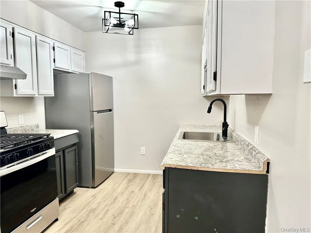 13-19 Cole Street, Port Jervis, NY, 1 Bedroom Bedrooms, 4 Rooms Rooms,1 BathroomBathrooms,Residential Lease,Idx,Cole,0,954312 13-19 Cole Street, Port Jervis, NY, 1 Bedroom Bedrooms, 4 Rooms Rooms,1 BathroomBathrooms,Residential Lease,Idx,Cole,0,954312