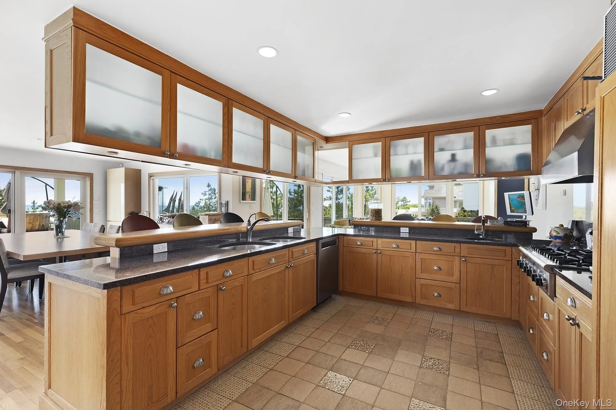 63-65 Dune Road, Southampton, NY, 6 Bedrooms Bedrooms, 11 Rooms Rooms,5 BathroomsBathrooms,Residential Lease,Idx,Dune,0,954313 63-65 Dune Road, Southampton, NY, 6 Bedrooms Bedrooms, 11 Rooms Rooms,5 BathroomsBathrooms,Residential Lease,Idx,Dune,0,954313