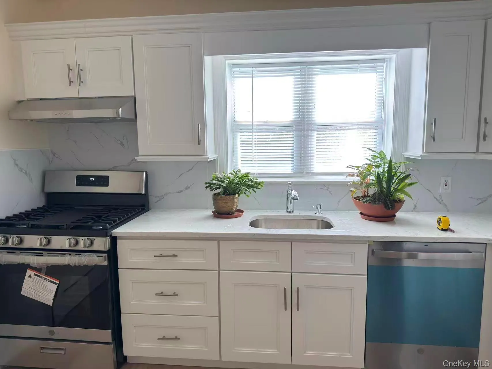 6925 69th Place, New York, NY, 2 Bedrooms Bedrooms, 6 Rooms Rooms,2 BathroomsBathrooms,Residential Lease,Idx,69th,0,954318 6925 69th Place, New York, NY, 2 Bedrooms Bedrooms, 6 Rooms Rooms,2 BathroomsBathrooms,Residential Lease,Idx,69th,0,954318