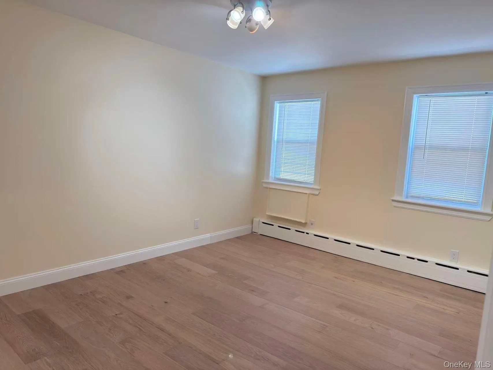6925 69th Place, New York, NY, 2 Bedrooms Bedrooms, 6 Rooms Rooms,2 BathroomsBathrooms,Residential Lease,Idx,69th,0,954318 6925 69th Place, New York, NY, 2 Bedrooms Bedrooms, 6 Rooms Rooms,2 BathroomsBathrooms,Residential Lease,Idx,69th,0,954318