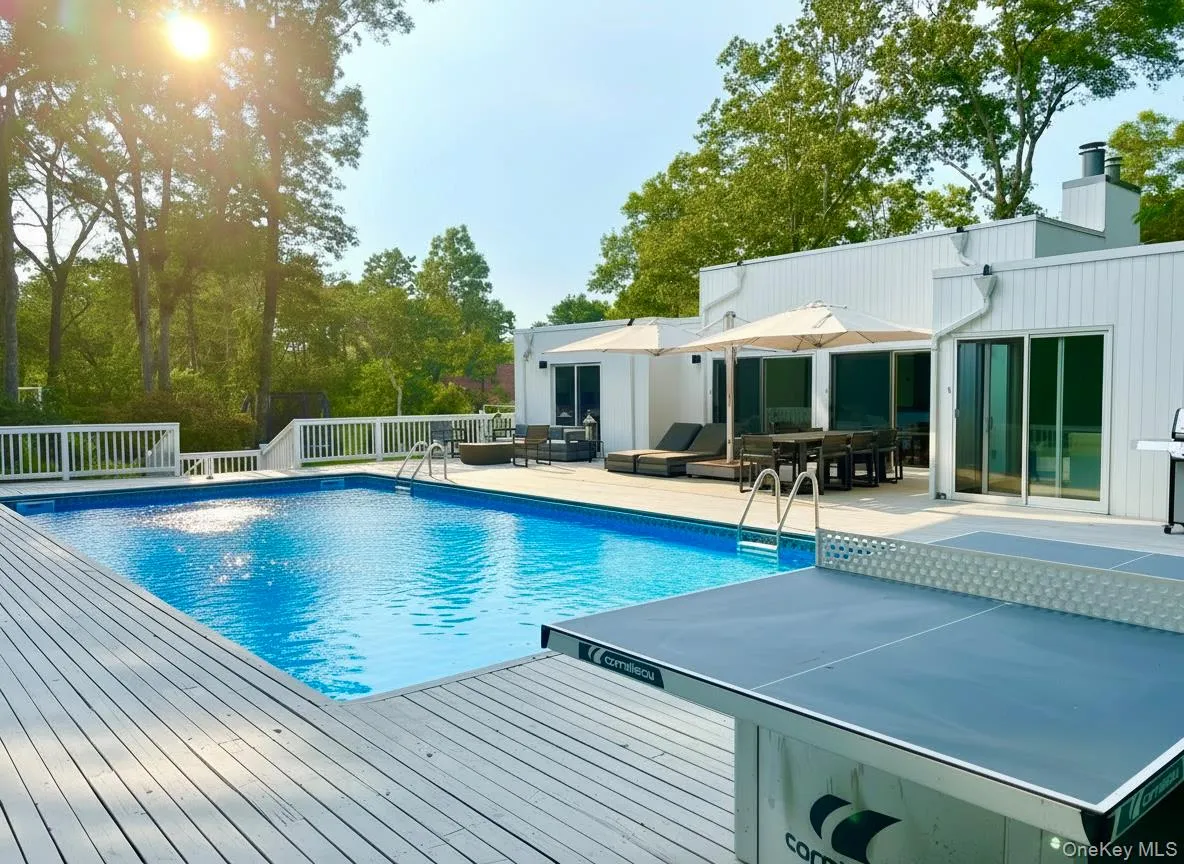3 Southwood Lane, Southampton, NY, 4 Bedrooms Bedrooms, 7 Rooms Rooms,4 BathroomsBathrooms,Residential Lease,For Rent,Southwood,0,954328 3 Southwood Lane, Southampton, NY, 4 Bedrooms Bedrooms, 7 Rooms Rooms,4 BathroomsBathrooms,Residential Lease,For Rent,Southwood,0,954328