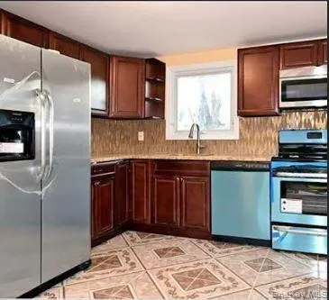 102 Applegate Drive, Islip, NY, 3 Bedrooms Bedrooms, 8 Rooms Rooms,2 BathroomsBathrooms,Residential Lease,Idx,Applegate,0,954332 102 Applegate Drive, Islip, NY, 3 Bedrooms Bedrooms, 8 Rooms Rooms,2 BathroomsBathrooms,Residential Lease,Idx,Applegate,0,954332