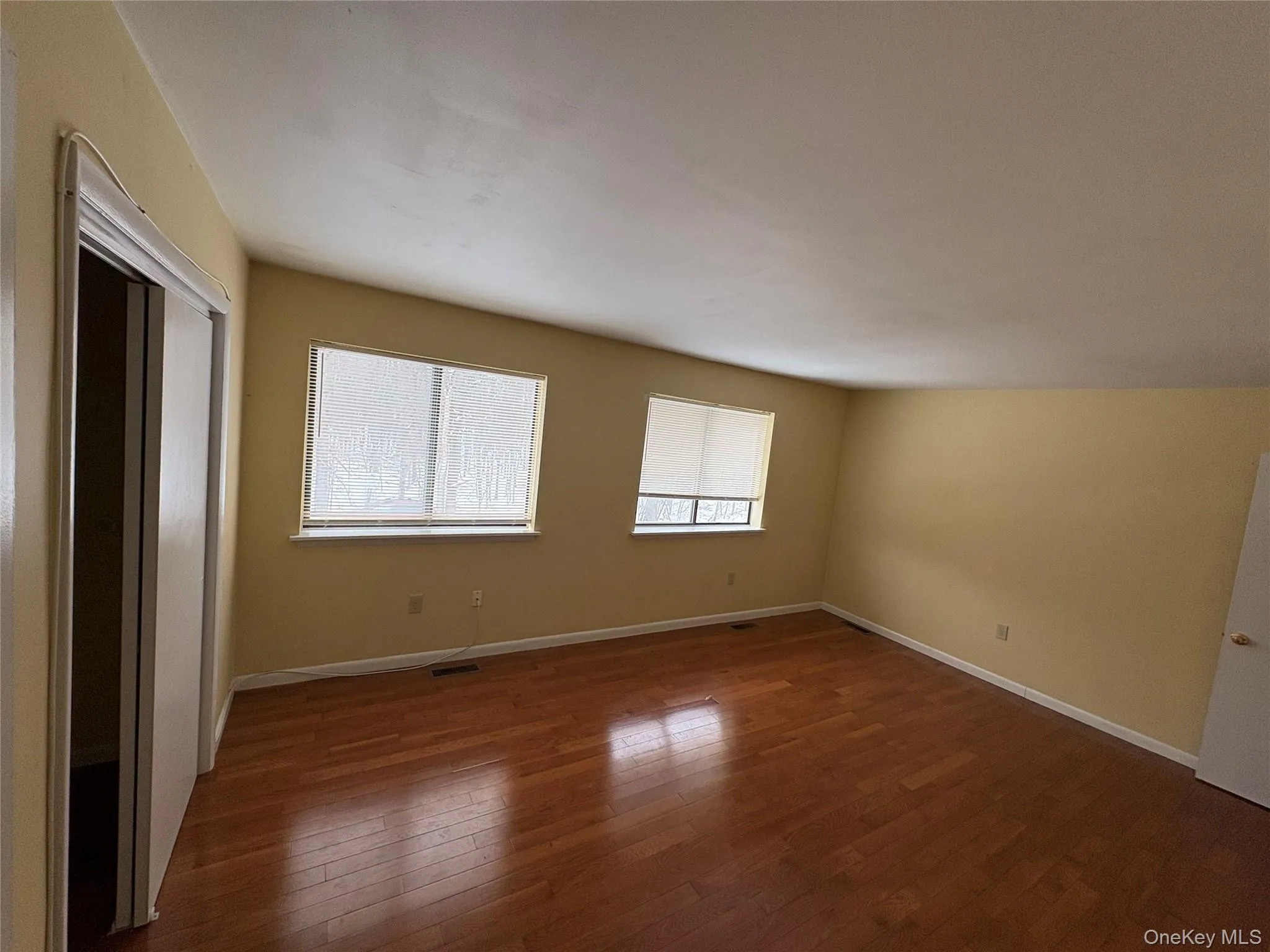 5 Aspen Road, Middletown, NY, 3 Bedrooms Bedrooms, 7 Rooms Rooms,1 BathroomBathrooms,Residential Lease,Idx,Aspen,0,954338 5 Aspen Road, Middletown, NY, 3 Bedrooms Bedrooms, 7 Rooms Rooms,1 BathroomBathrooms,Residential Lease,Idx,Aspen,0,954338