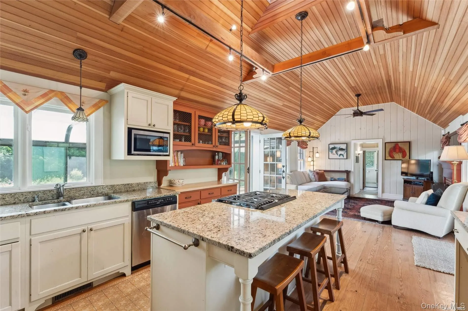 695 Main Street, Southampton, NY, 5 Bedrooms Bedrooms, 11 Rooms Rooms,4 BathroomsBathrooms,Residential Lease,Idx,Main,0,954341 695 Main Street, Southampton, NY, 5 Bedrooms Bedrooms, 11 Rooms Rooms,4 BathroomsBathrooms,Residential Lease,Idx,Main,0,954341