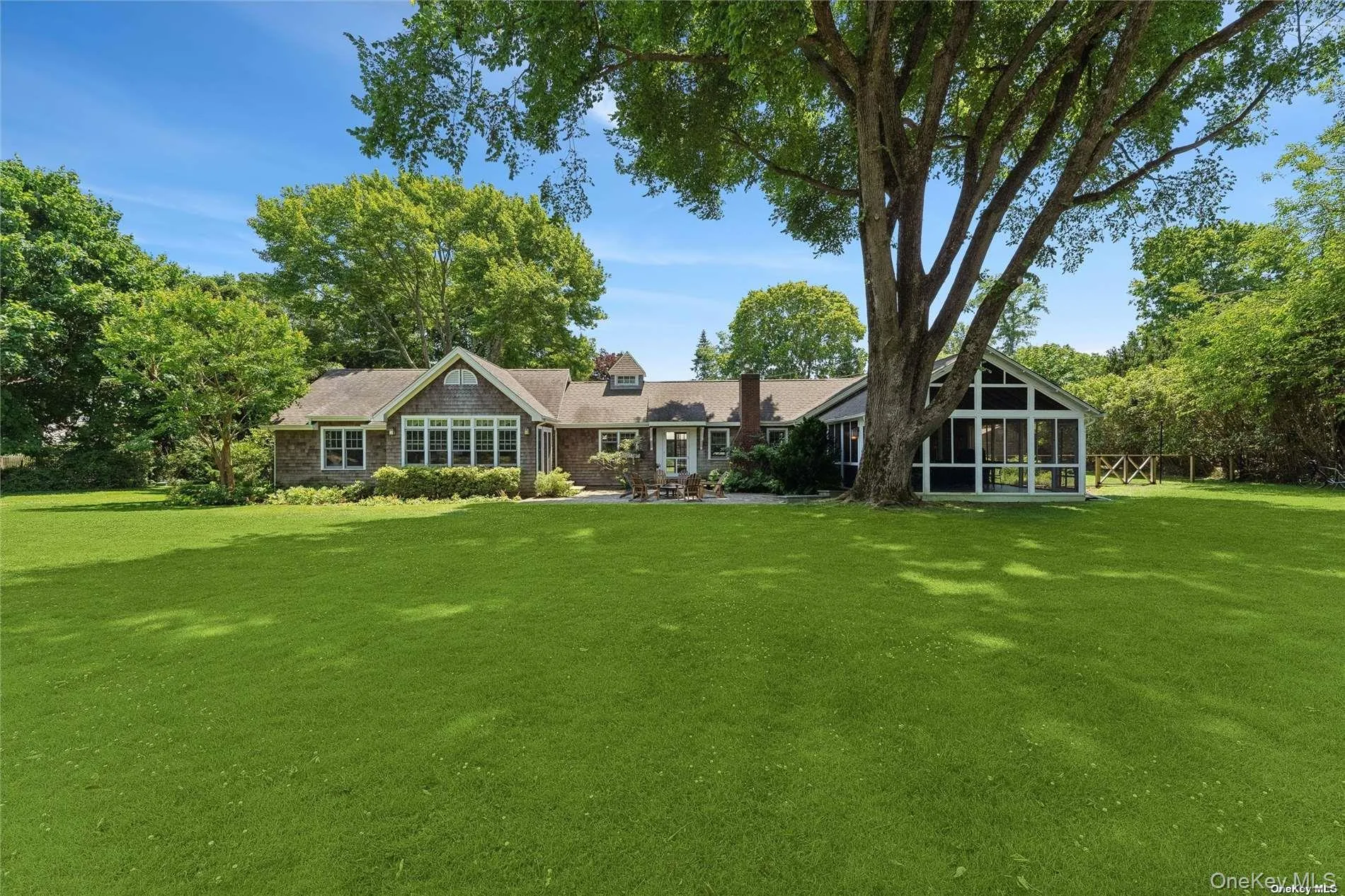 695 Main Street, Southampton, NY, 5 Bedrooms Bedrooms, 11 Rooms Rooms,4 BathroomsBathrooms,Residential Lease,Idx,Main,0,954341 695 Main Street, Southampton, NY, 5 Bedrooms Bedrooms, 11 Rooms Rooms,4 BathroomsBathrooms,Residential Lease,Idx,Main,0,954341