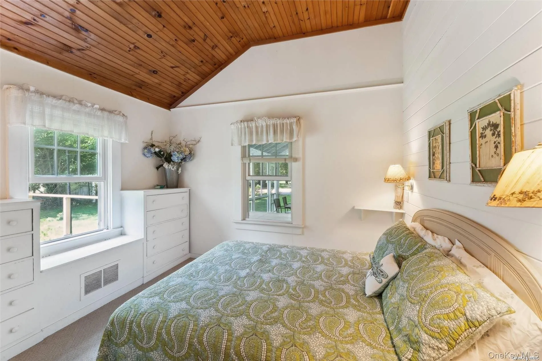 695 Main Street, Southampton, NY, 5 Bedrooms Bedrooms, 11 Rooms Rooms,4 BathroomsBathrooms,Residential Lease,Idx,Main,0,954341 695 Main Street, Southampton, NY, 5 Bedrooms Bedrooms, 11 Rooms Rooms,4 BathroomsBathrooms,Residential Lease,Idx,Main,0,954341