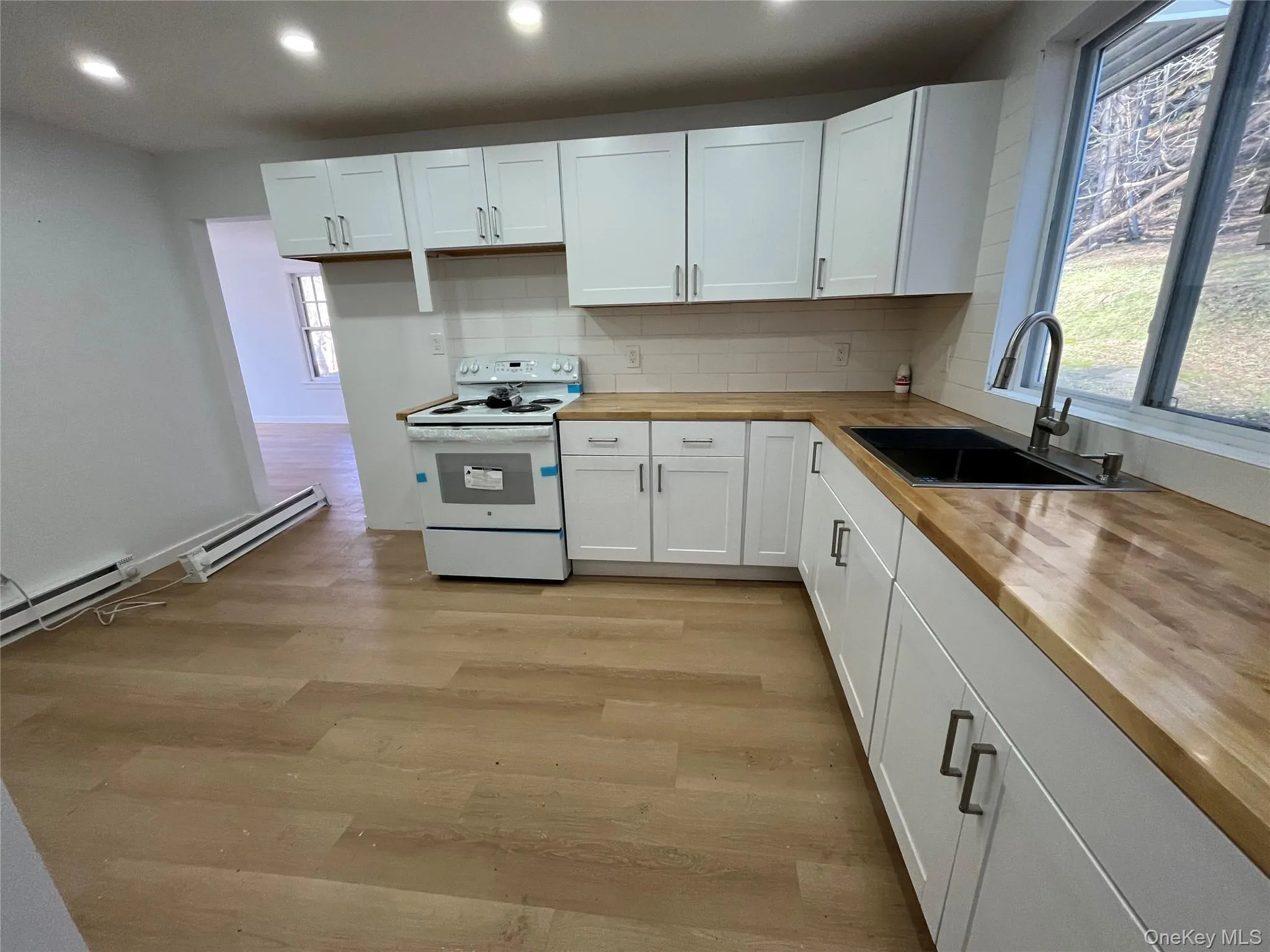 2694 Route 9W, Saugerties, NY, 5 Bedrooms Bedrooms, 9 Rooms Rooms,2 BathroomsBathrooms,Residential Lease,Idx,Route 9W,0,954370 2694 Route 9W, Saugerties, NY, 5 Bedrooms Bedrooms, 9 Rooms Rooms,2 BathroomsBathrooms,Residential Lease,Idx,Route 9W,0,954370