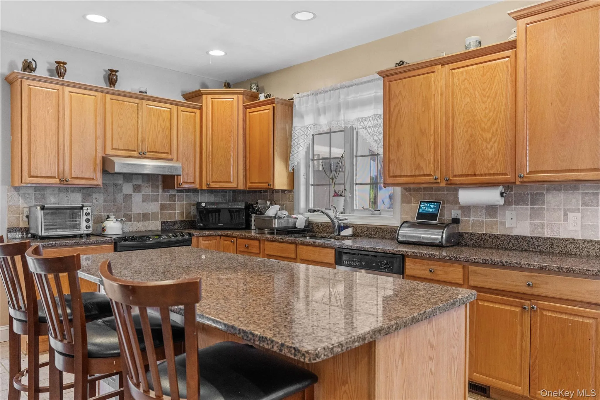 17 Waring Drive, Carmel, NY, 4 Bedrooms Bedrooms, 11 Rooms Rooms,3 BathroomsBathrooms,Residential Lease,Idx,Waring,0,954371 17 Waring Drive, Carmel, NY, 4 Bedrooms Bedrooms, 11 Rooms Rooms,3 BathroomsBathrooms,Residential Lease,Idx,Waring,0,954371