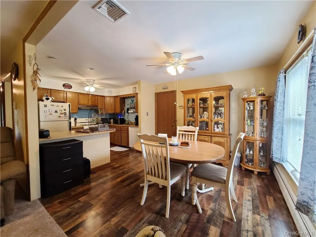 70 Okeechobee Road, Lumberland, NY, 5 Bedrooms Bedrooms, 9 Rooms Rooms,4 BathroomsBathrooms,Residential,For Rent,Okeechobee,0,954384 70 Okeechobee Road, Lumberland, NY, 5 Bedrooms Bedrooms, 9 Rooms Rooms,4 BathroomsBathrooms,Residential,For Rent,Okeechobee,0,954384