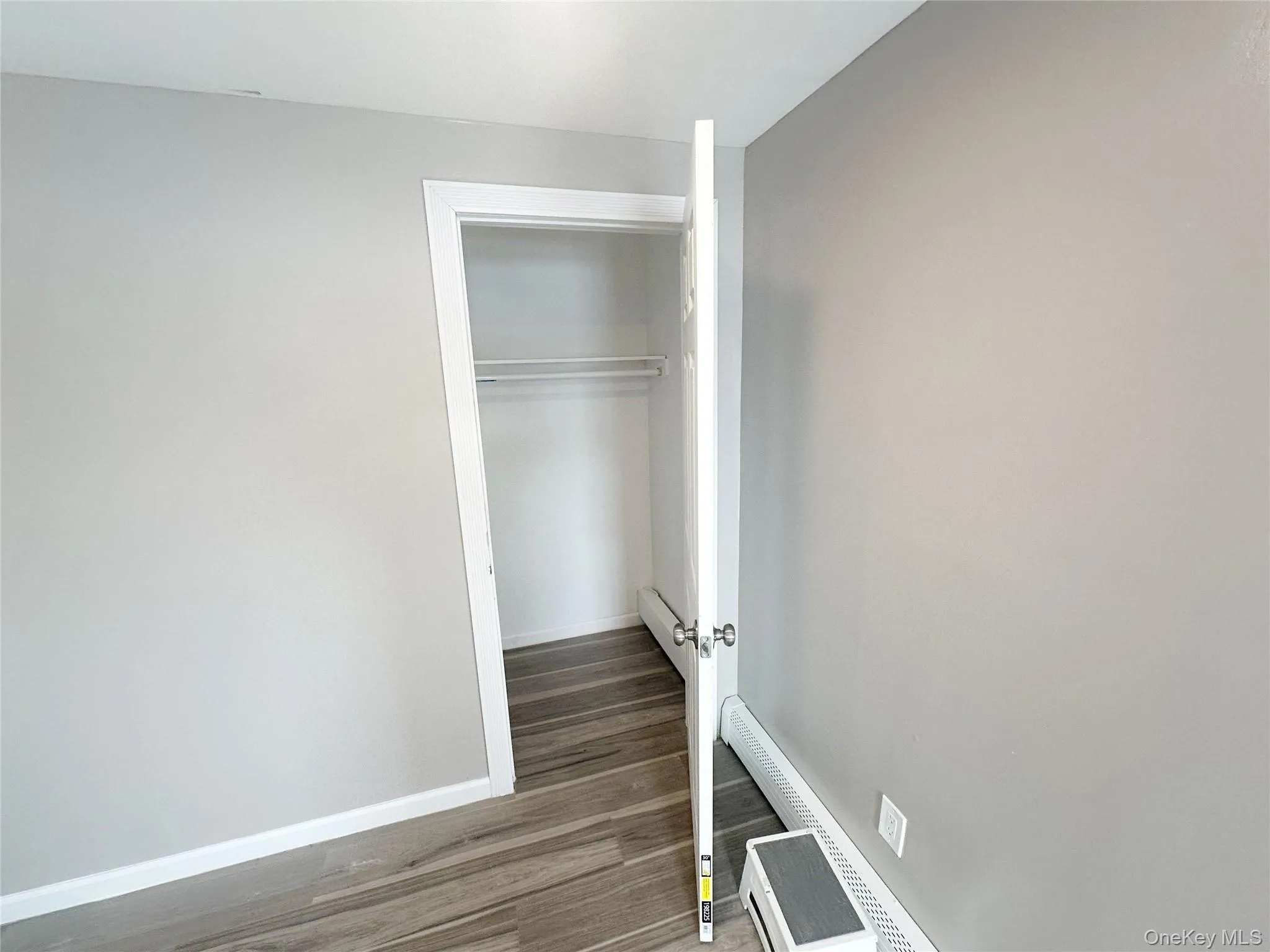 15 Mida Court, West Babylon, NY, 2 Bedrooms Bedrooms, 4 Rooms Rooms,1 BathroomBathrooms,Residential Lease,Idx,Mida,0,954386 15 Mida Court, West Babylon, NY, 2 Bedrooms Bedrooms, 4 Rooms Rooms,1 BathroomBathrooms,Residential Lease,Idx,Mida,0,954386