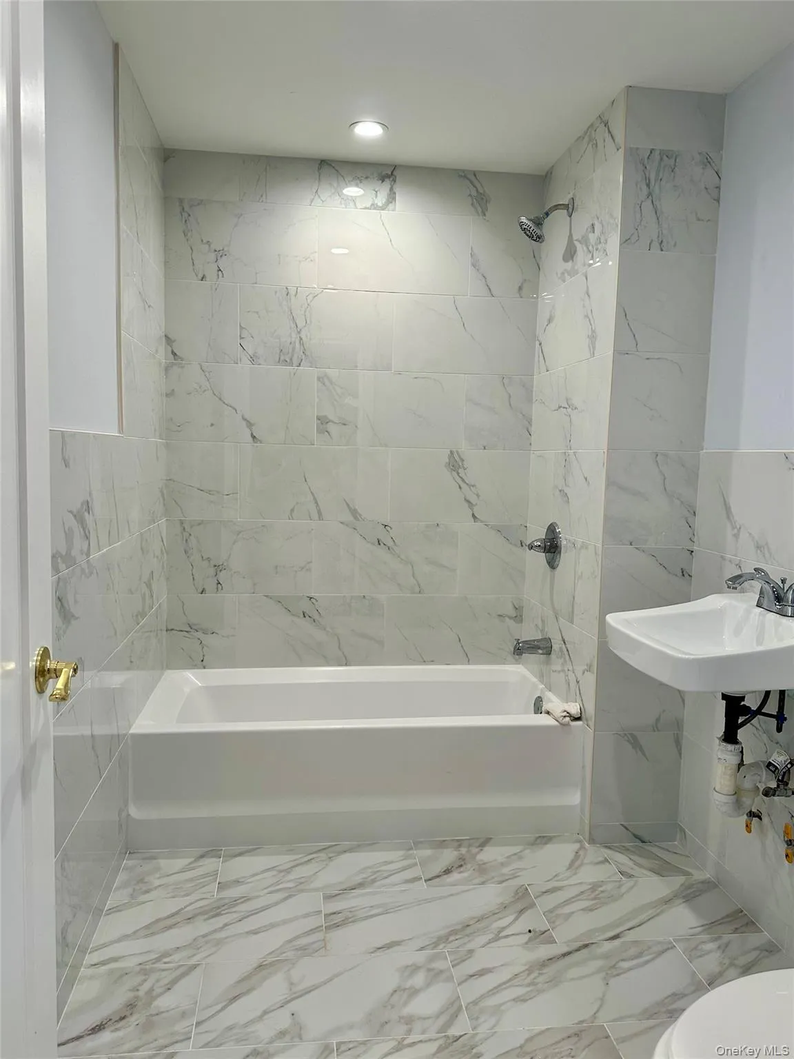 442 fountain avenue, New York, NY, 3 Bedrooms Bedrooms, 5 Rooms Rooms,2 BathroomsBathrooms,Residential Lease,Idx,fountain avenue,0,954398 442 fountain avenue, New York, NY, 3 Bedrooms Bedrooms, 5 Rooms Rooms,2 BathroomsBathrooms,Residential Lease,Idx,fountain avenue,0,954398