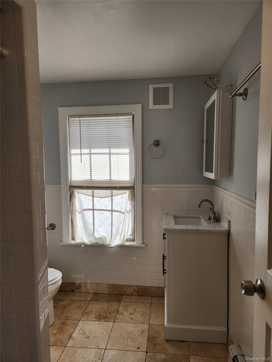 1009 Brown Street, Peekskill, NY, 2 Bedrooms Bedrooms, 6 Rooms Rooms,1 BathroomBathrooms,Residential Lease,Idx,Brown,0,954401 1009 Brown Street, Peekskill, NY, 2 Bedrooms Bedrooms, 6 Rooms Rooms,1 BathroomBathrooms,Residential Lease,Idx,Brown,0,954401