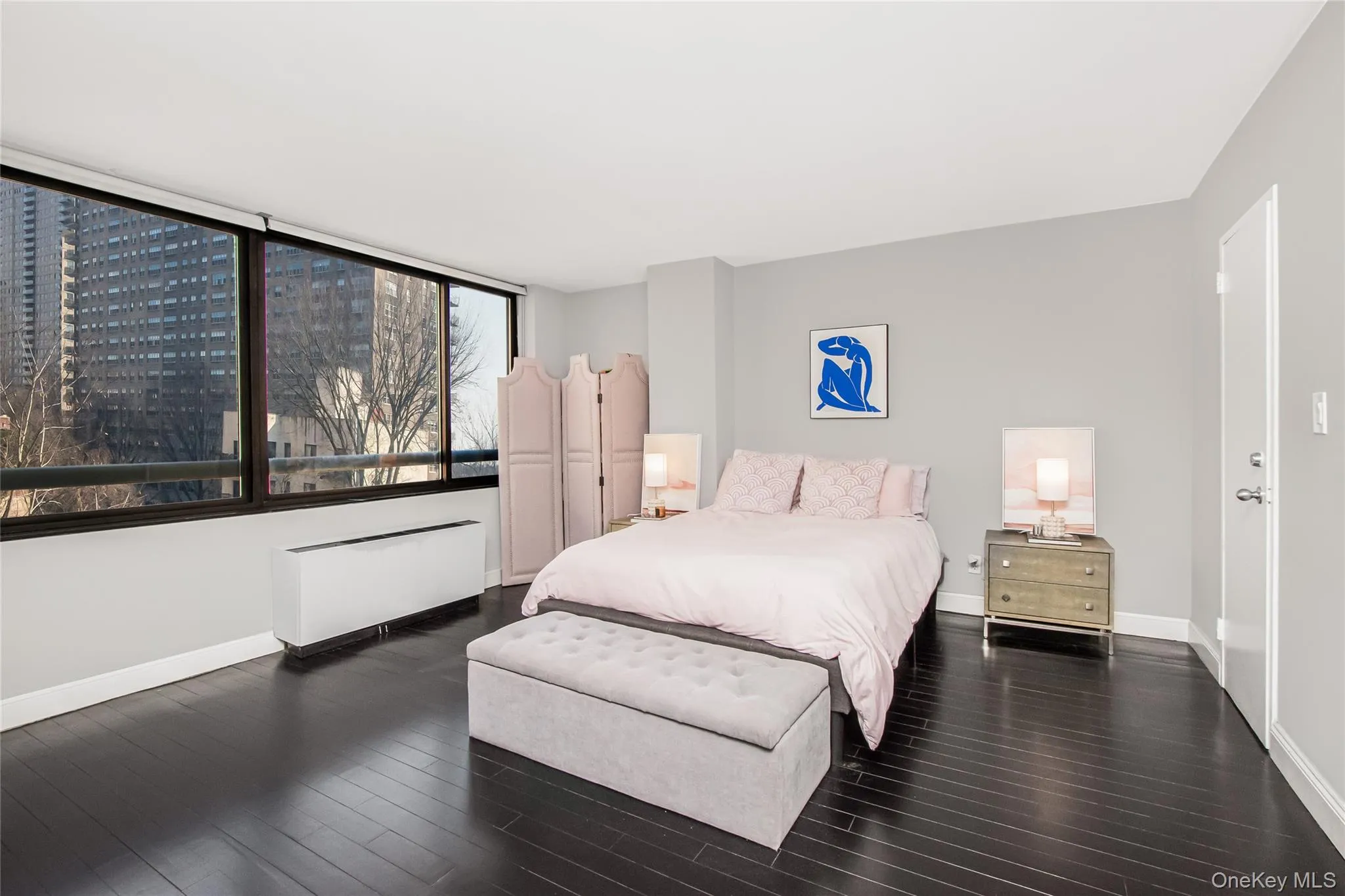 Bedroom with large walk-in closet Bedroom with large walk-in closet