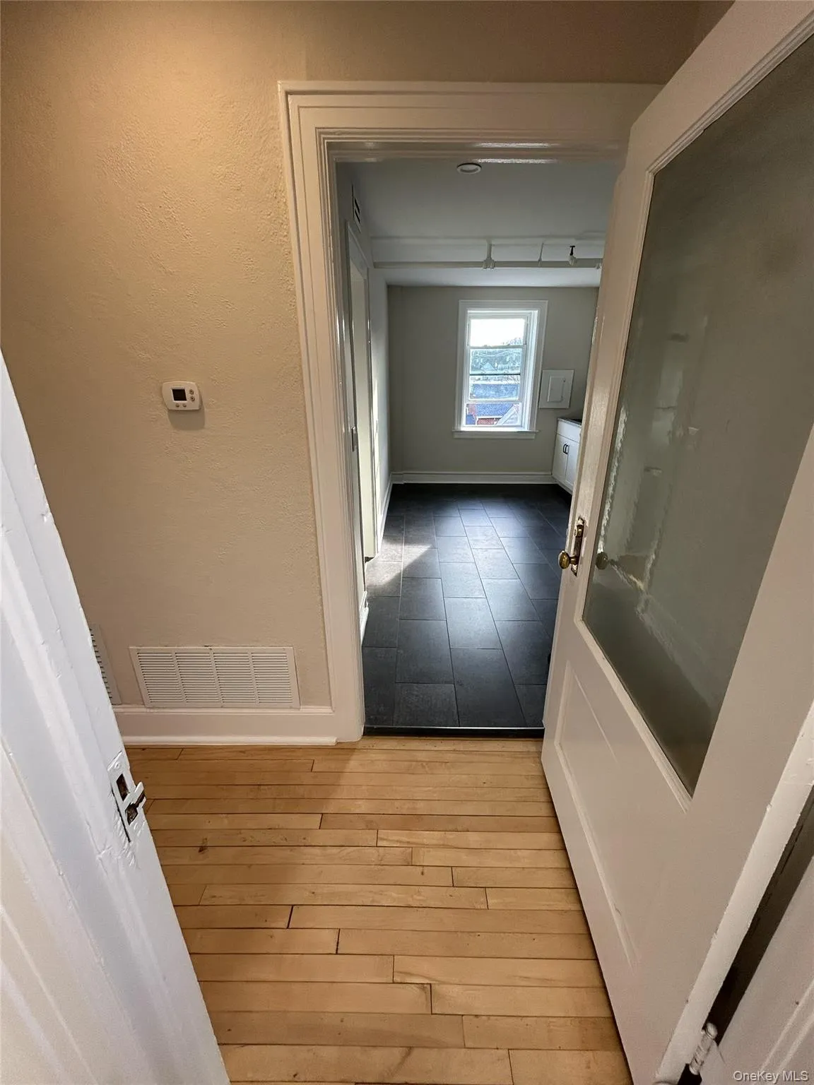 127 South Street, Oyster Bay, NY, 1 Bedroom Bedrooms, 3 Rooms Rooms,1 BathroomBathrooms,Residential Lease,Idx,South,0,954445 127 South Street, Oyster Bay, NY, 1 Bedroom Bedrooms, 3 Rooms Rooms,1 BathroomBathrooms,Residential Lease,Idx,South,0,954445