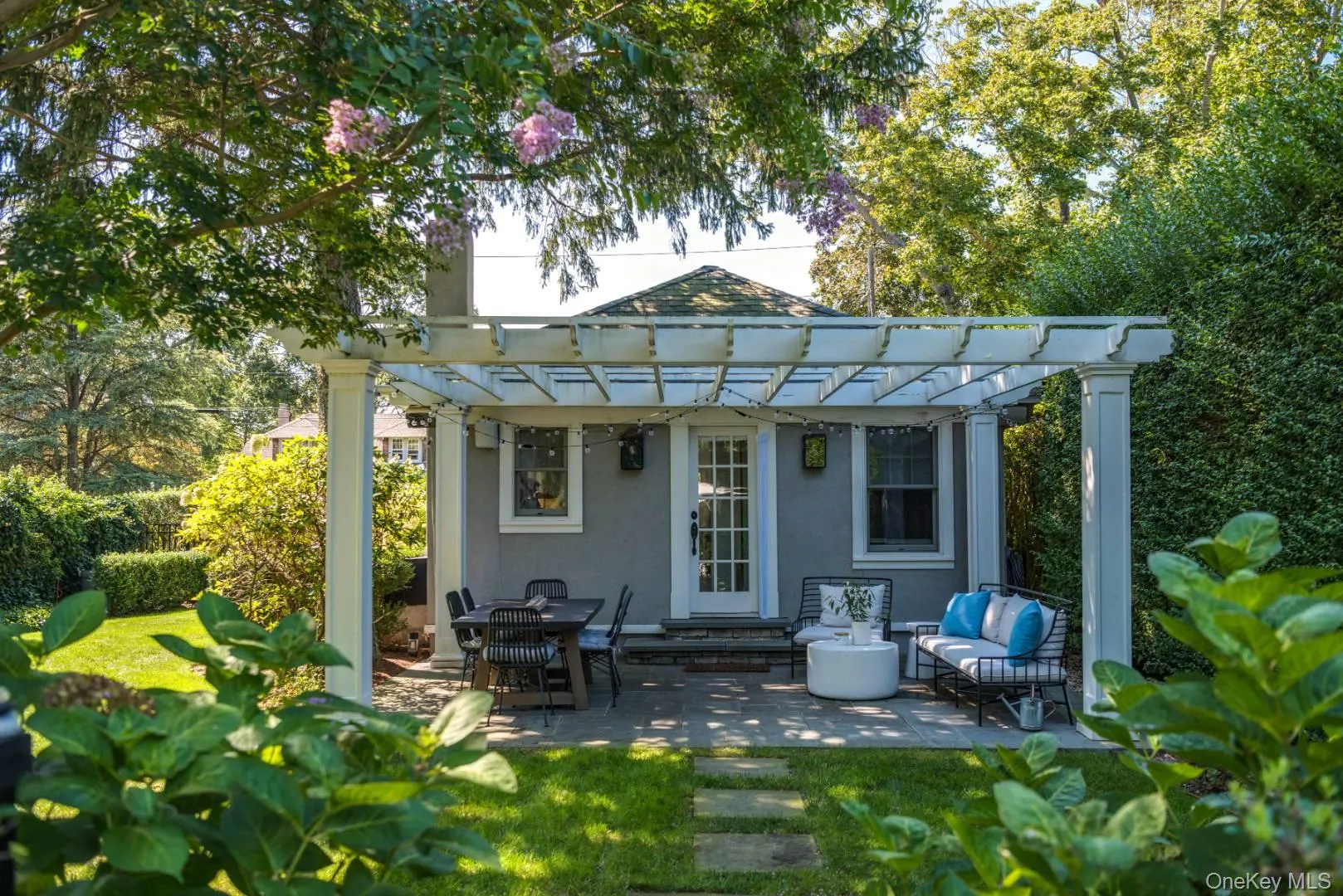 10 Henry Street, Southampton, NY, 2 Bedrooms Bedrooms, 4 Rooms Rooms,2 BathroomsBathrooms,Residential Lease,Idx,Henry,0,954448 10 Henry Street, Southampton, NY, 2 Bedrooms Bedrooms, 4 Rooms Rooms,2 BathroomsBathrooms,Residential Lease,Idx,Henry,0,954448