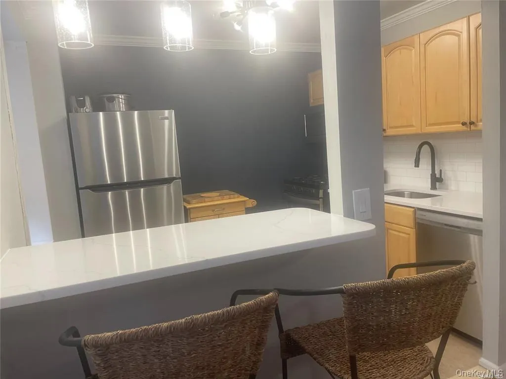 101 Lincoln Avenue, Hempstead, NY, 4 Rooms Rooms,1 BathroomBathrooms,Residential Lease,Idx,Lincoln,0,954453 101 Lincoln Avenue, Hempstead, NY, 4 Rooms Rooms,1 BathroomBathrooms,Residential Lease,Idx,Lincoln,0,954453