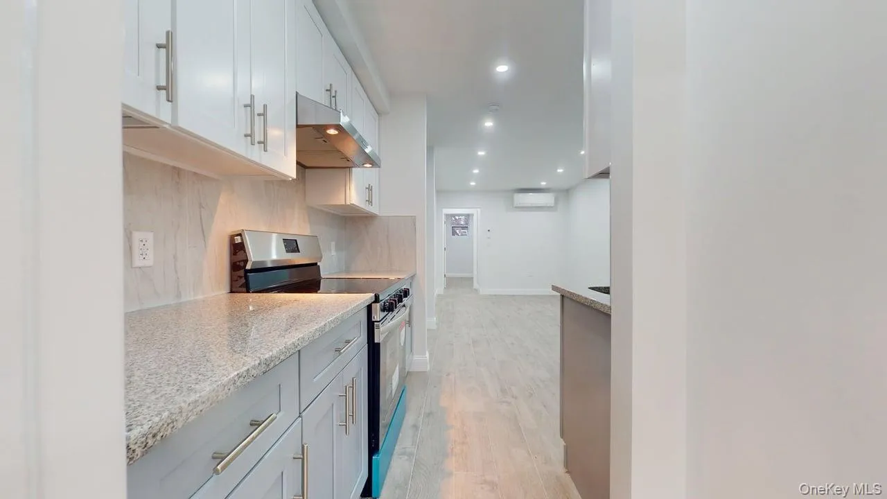 72-17 66th Place, New York, NY, 2 Bedrooms Bedrooms, 4 Rooms Rooms,1 BathroomBathrooms,Residential Lease,Idx,66th,0,954480 72-17 66th Place, New York, NY, 2 Bedrooms Bedrooms, 4 Rooms Rooms,1 BathroomBathrooms,Residential Lease,Idx,66th,0,954480