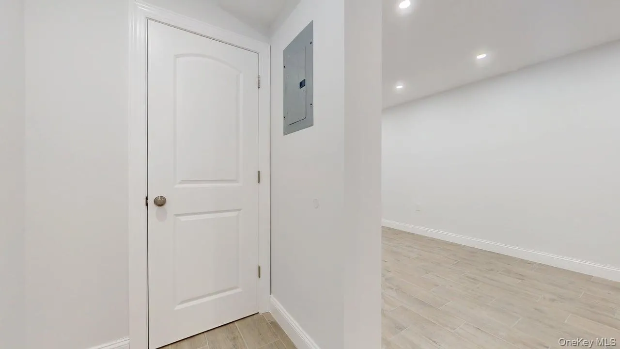 72-17 66th Place, New York, NY, 2 Bedrooms Bedrooms, 4 Rooms Rooms,1 BathroomBathrooms,Residential Lease,Idx,66th,0,954480 72-17 66th Place, New York, NY, 2 Bedrooms Bedrooms, 4 Rooms Rooms,1 BathroomBathrooms,Residential Lease,Idx,66th,0,954480