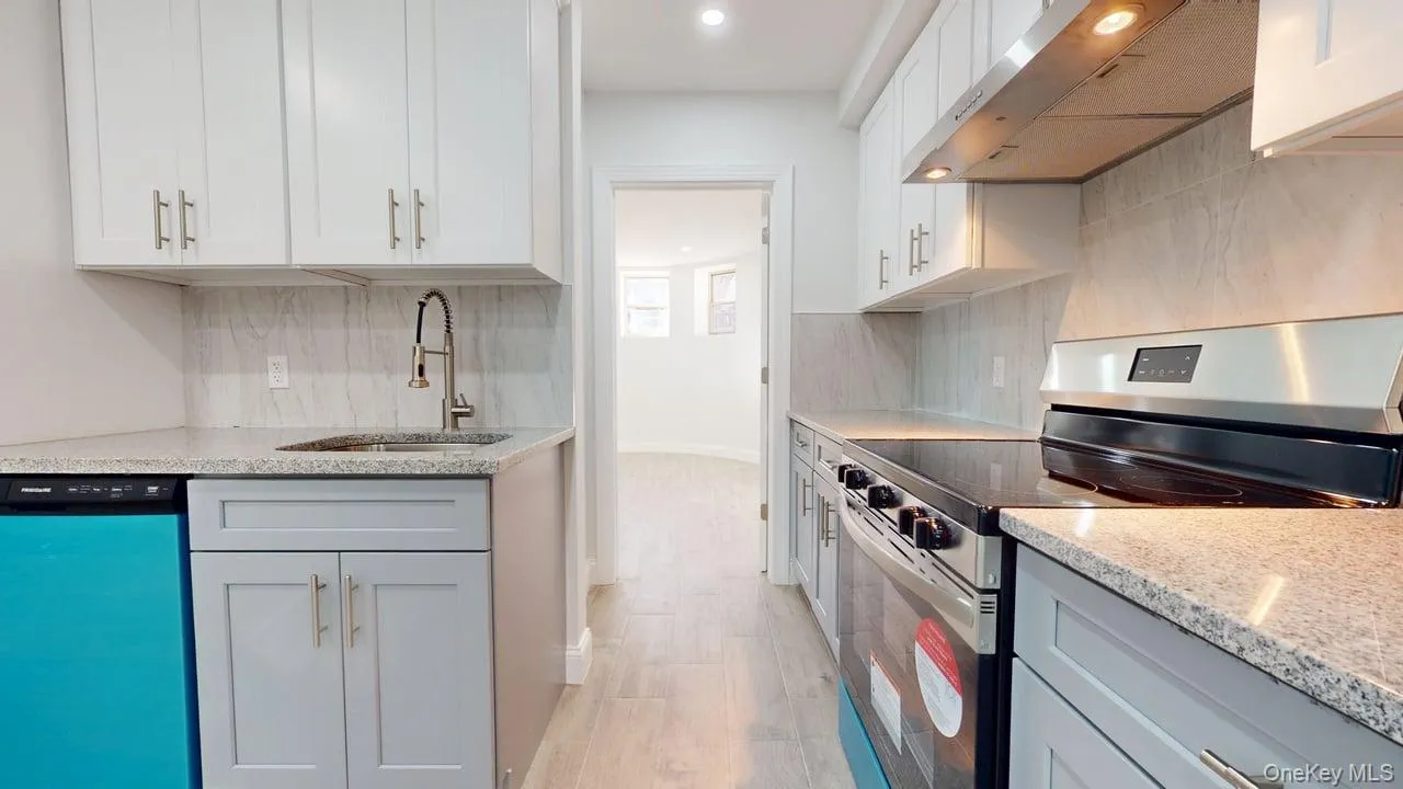 72-17 66th Place, New York, NY, 2 Bedrooms Bedrooms, 4 Rooms Rooms,1 BathroomBathrooms,Residential Lease,Idx,66th,0,954480 72-17 66th Place, New York, NY, 2 Bedrooms Bedrooms, 4 Rooms Rooms,1 BathroomBathrooms,Residential Lease,Idx,66th,0,954480