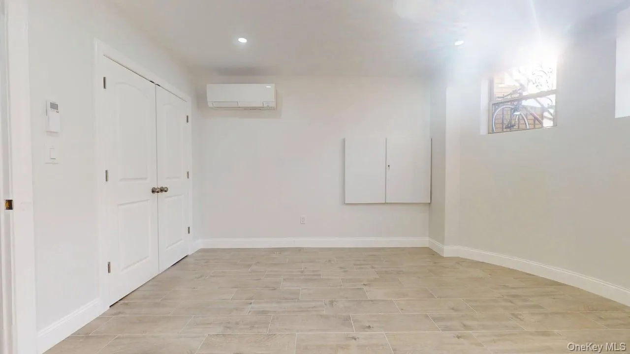 72-17 66th Place, New York, NY, 2 Bedrooms Bedrooms, 4 Rooms Rooms,1 BathroomBathrooms,Residential Lease,Idx,66th,0,954480 72-17 66th Place, New York, NY, 2 Bedrooms Bedrooms, 4 Rooms Rooms,1 BathroomBathrooms,Residential Lease,Idx,66th,0,954480