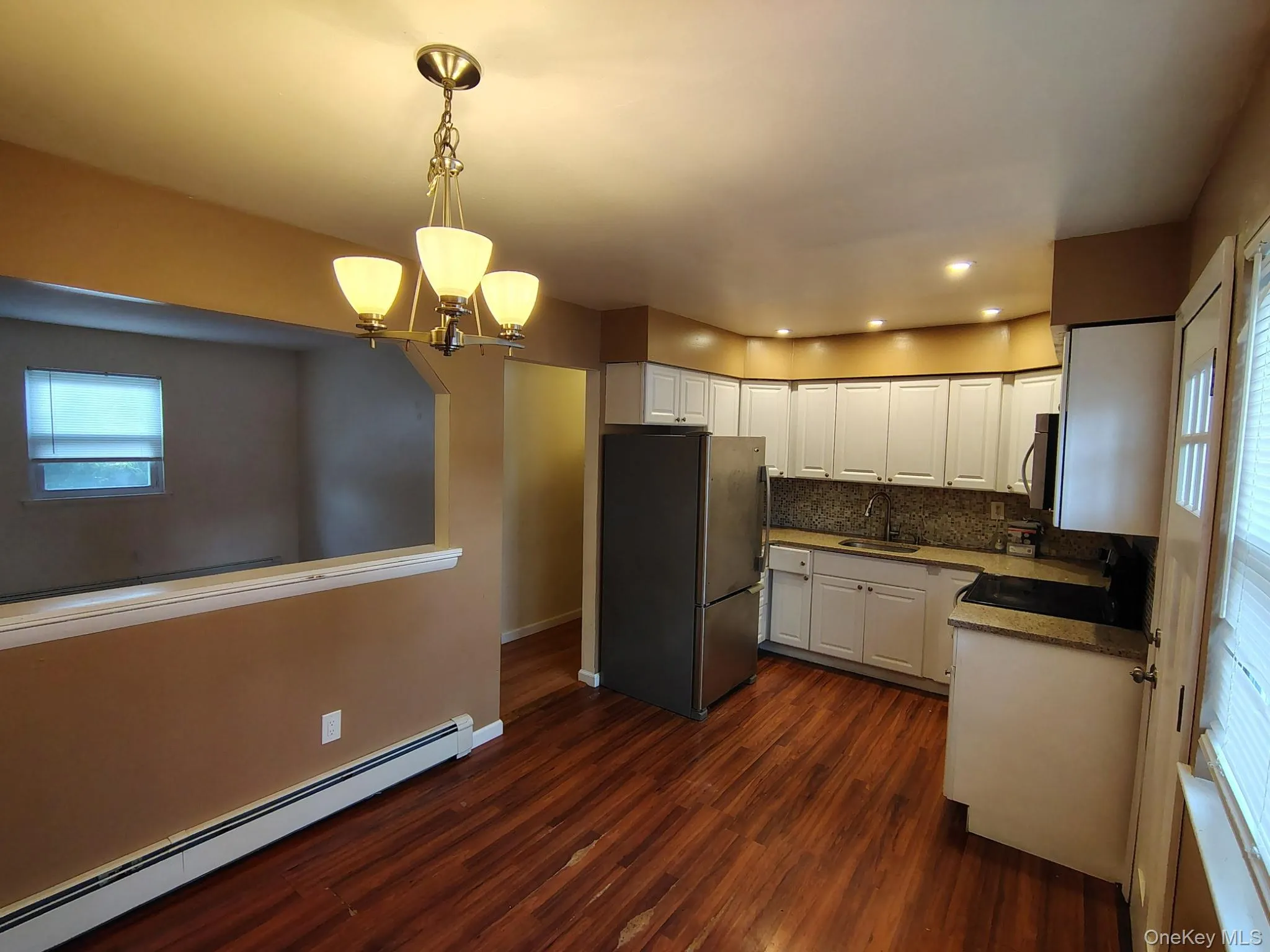 122 W 1st Street, Babylon, NY, 2 Bedrooms Bedrooms, 4 Rooms Rooms,1 BathroomBathrooms,Residential Lease,Idx,W 1st,0,954509 122 W 1st Street, Babylon, NY, 2 Bedrooms Bedrooms, 4 Rooms Rooms,1 BathroomBathrooms,Residential Lease,Idx,W 1st,0,954509