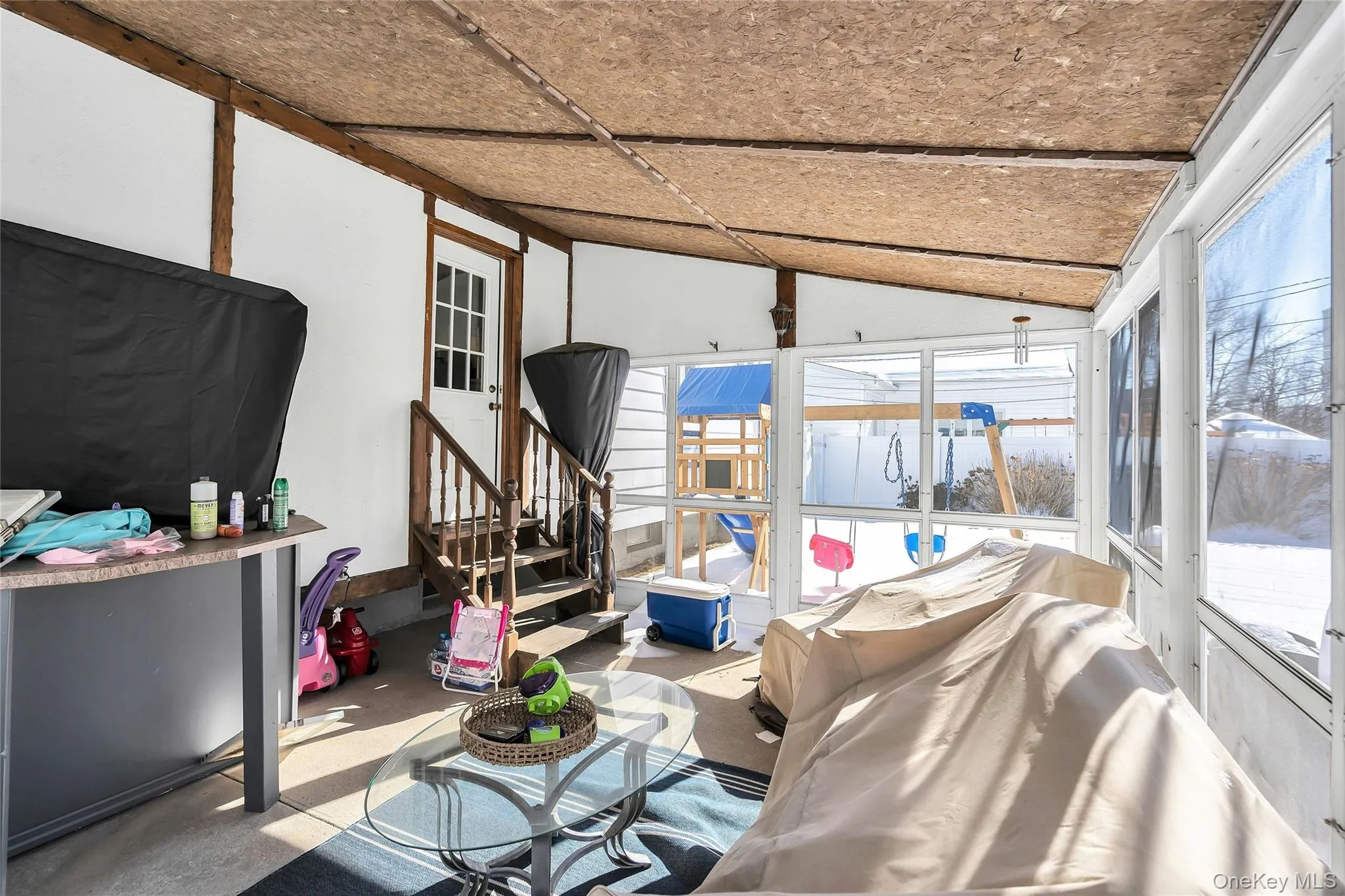 53 Calvert Avenue, Huntington, NY, 3 Bedrooms Bedrooms, 5 Rooms Rooms,1 BathroomBathrooms,Residential,For Rent,Calvert,0,954514 53 Calvert Avenue, Huntington, NY, 3 Bedrooms Bedrooms, 5 Rooms Rooms,1 BathroomBathrooms,Residential,For Rent,Calvert,0,954514