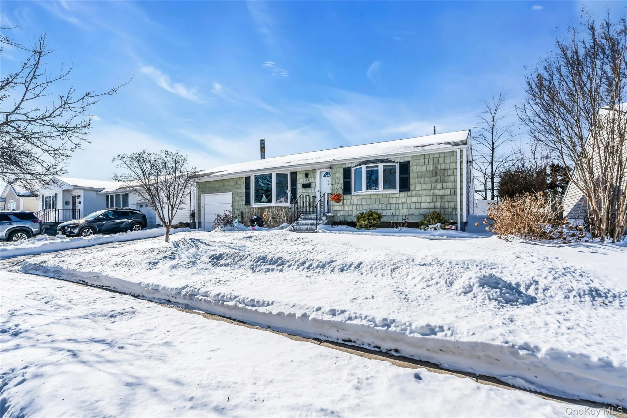 53 Calvert Avenue, Huntington, NY, 3 Bedrooms Bedrooms, 5 Rooms Rooms,1 BathroomBathrooms,Residential,For Rent,Calvert,0,954514 53 Calvert Avenue, Huntington, NY, 3 Bedrooms Bedrooms, 5 Rooms Rooms,1 BathroomBathrooms,Residential,For Rent,Calvert,0,954514
