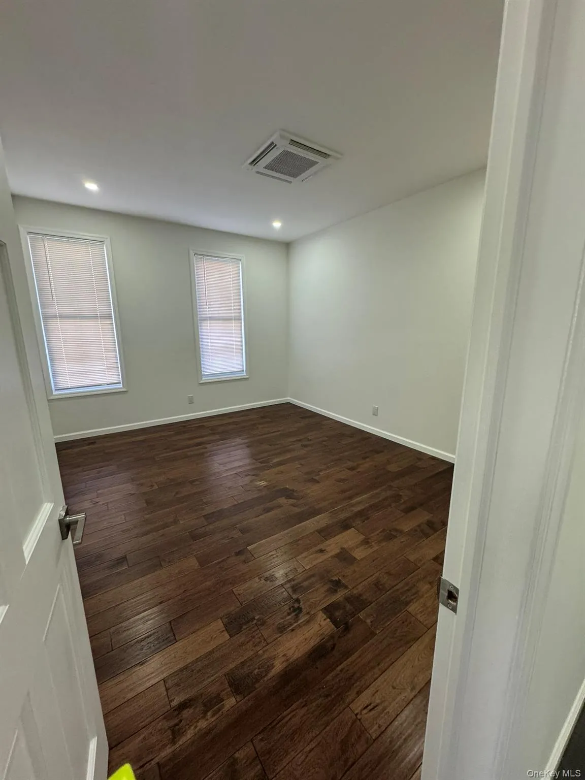 88-36 77th Street, New York, NY, 4 Bedrooms Bedrooms, 8 Rooms Rooms,2 BathroomsBathrooms,Residential Lease,Idx,77th,0,954520 88-36 77th Street, New York, NY, 4 Bedrooms Bedrooms, 8 Rooms Rooms,2 BathroomsBathrooms,Residential Lease,Idx,77th,0,954520