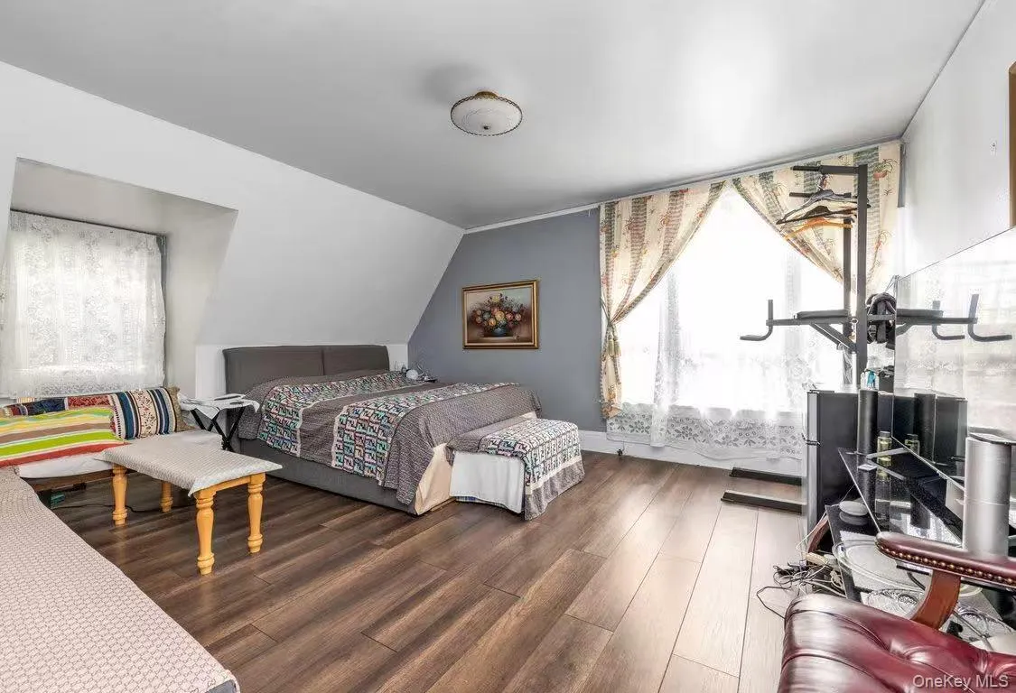 38-19 223rd St, New York, NY, 7 Bedrooms Bedrooms, 13 Rooms Rooms,3 BathroomsBathrooms,Residential,For Rent,223rd St,0,954524 38-19 223rd St, New York, NY, 7 Bedrooms Bedrooms, 13 Rooms Rooms,3 BathroomsBathrooms,Residential,For Rent,223rd St,0,954524