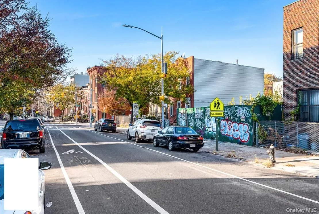 499 Evergreen Avenue, New York, NY, 1 Bedroom Bedrooms, 3 Rooms Rooms,1 BathroomBathrooms,Residential Lease,Idx,Evergreen,0,954529 499 Evergreen Avenue, New York, NY, 1 Bedroom Bedrooms, 3 Rooms Rooms,1 BathroomBathrooms,Residential Lease,Idx,Evergreen,0,954529