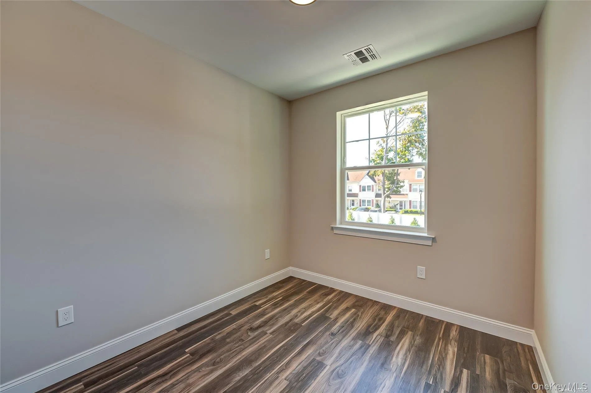 1 Conklin Street, Oyster Bay, NY, 2 Bedrooms Bedrooms, 5 Rooms Rooms,2 BathroomsBathrooms,Residential Lease,Idx,Conklin,0,954556 1 Conklin Street, Oyster Bay, NY, 2 Bedrooms Bedrooms, 5 Rooms Rooms,2 BathroomsBathrooms,Residential Lease,Idx,Conklin,0,954556