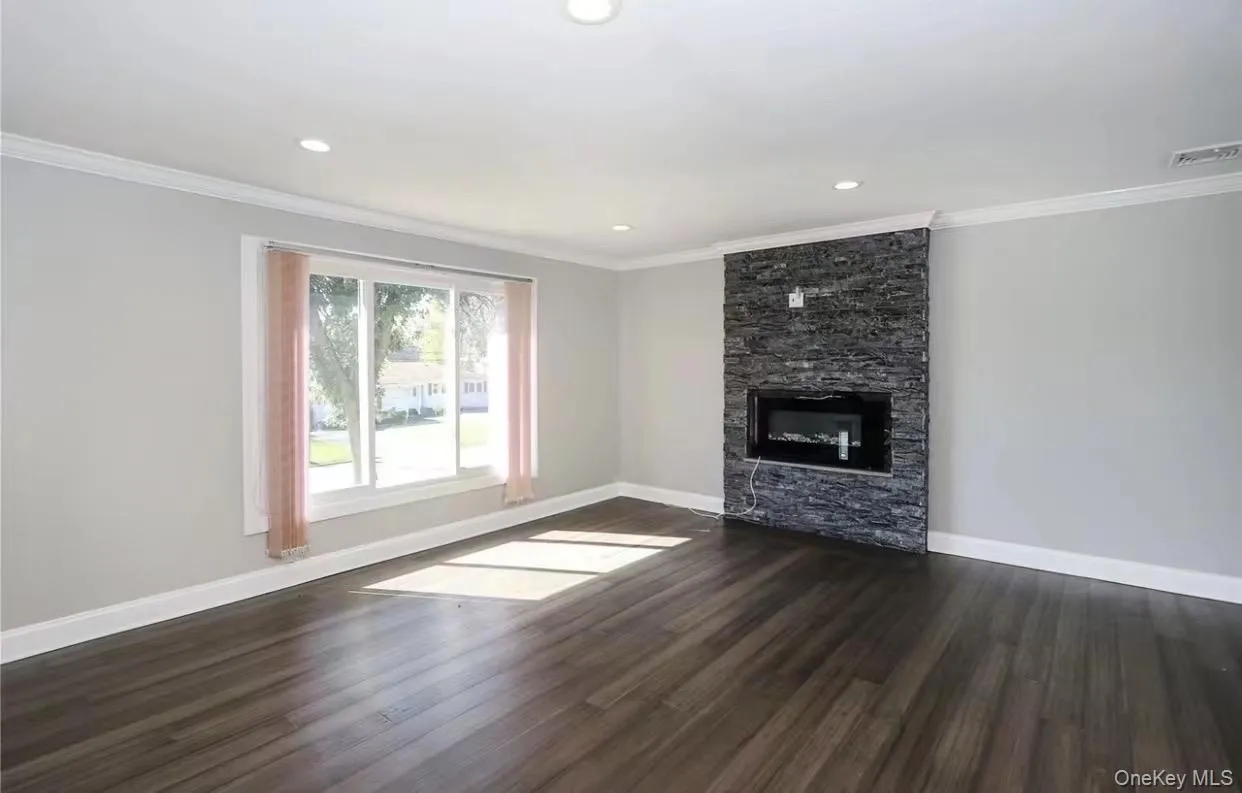 335 Gillette Street, Huntington, NY, 2 Bedrooms Bedrooms, 2 Rooms Rooms,2 BathroomsBathrooms,Residential Lease,Idx,Gillette,0,954559 335 Gillette Street, Huntington, NY, 2 Bedrooms Bedrooms, 2 Rooms Rooms,2 BathroomsBathrooms,Residential Lease,Idx,Gillette,0,954559