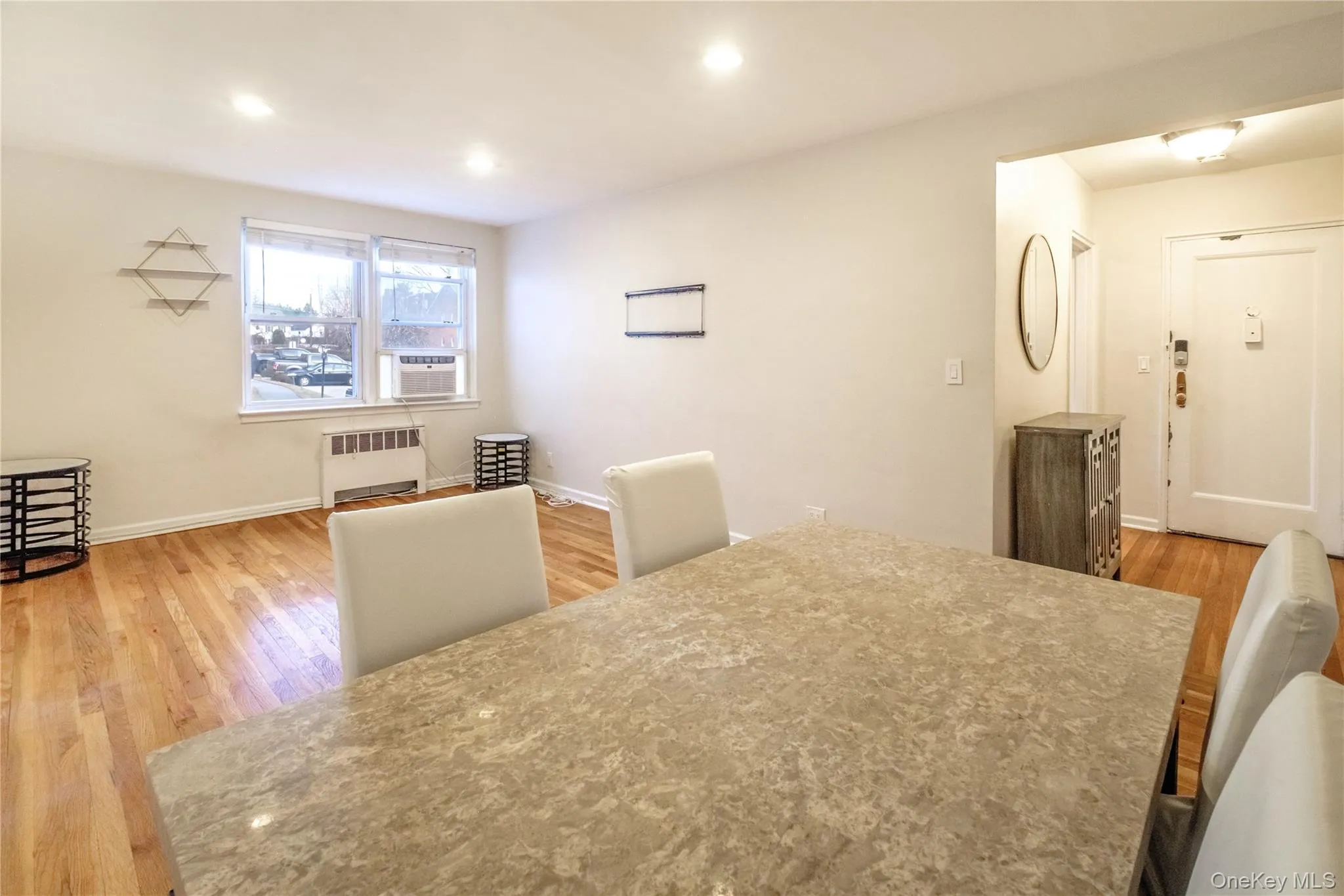 95 Broadway, White Plains, NY, 1 Bedroom Bedrooms, 4 Rooms Rooms,1 BathroomBathrooms,Residential Lease,Idx,Broadway,0,954607 95 Broadway, White Plains, NY, 1 Bedroom Bedrooms, 4 Rooms Rooms,1 BathroomBathrooms,Residential Lease,Idx,Broadway,0,954607