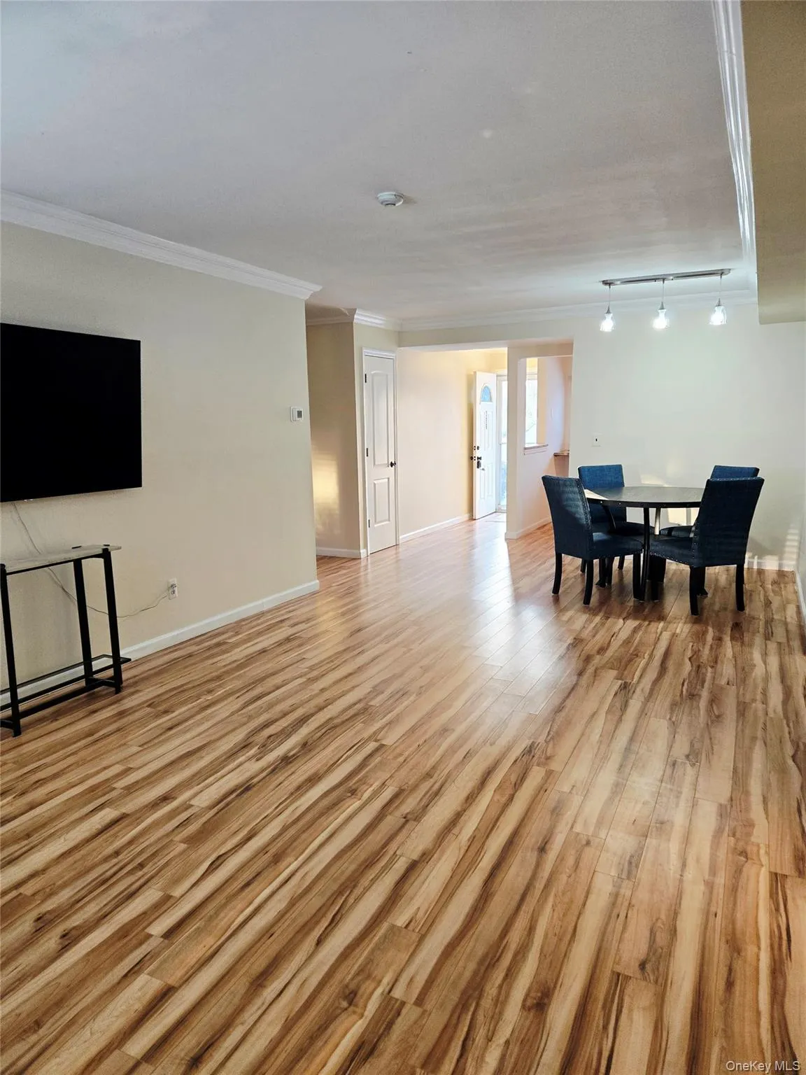 199 Pointe Circle North, Brookhaven, NY, 2 Bedrooms Bedrooms, 5 Rooms Rooms,1 BathroomBathrooms,Residential Lease,For Rent,Pointe Circle North,0,954608 199 Pointe Circle North, Brookhaven, NY, 2 Bedrooms Bedrooms, 5 Rooms Rooms,1 BathroomBathrooms,Residential Lease,For Rent,Pointe Circle North,0,954608