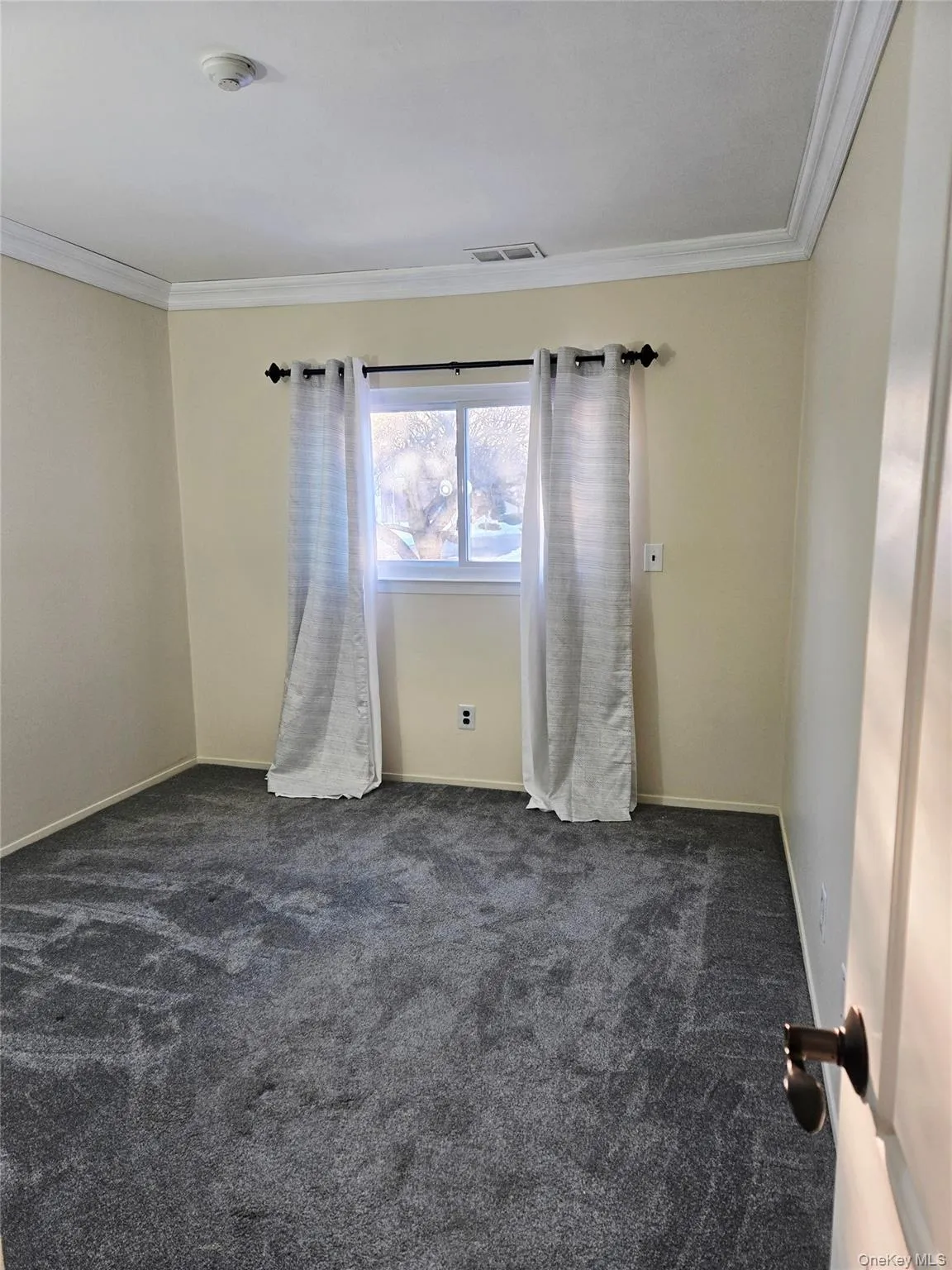 199 Pointe Circle North, Brookhaven, NY, 2 Bedrooms Bedrooms, 5 Rooms Rooms,1 BathroomBathrooms,Residential Lease,For Rent,Pointe Circle North,0,954608 199 Pointe Circle North, Brookhaven, NY, 2 Bedrooms Bedrooms, 5 Rooms Rooms,1 BathroomBathrooms,Residential Lease,For Rent,Pointe Circle North,0,954608