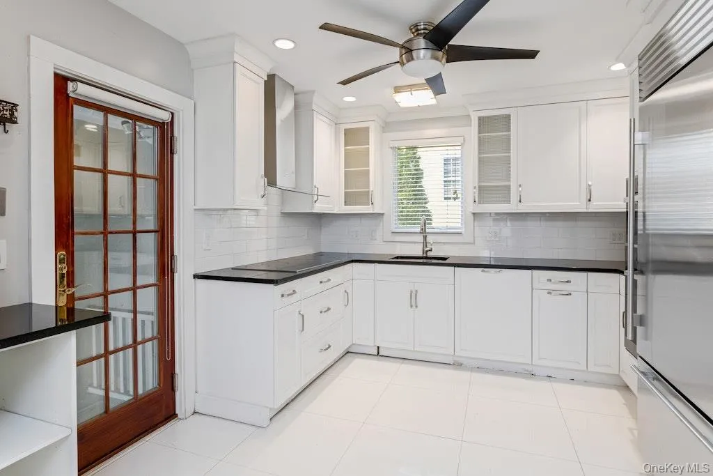 155 White Road, Scarsdale, NY, 3 Bedrooms Bedrooms, 6 Rooms Rooms,1 BathroomBathrooms,Residential Lease,For Rent,White,0,954632 155 White Road, Scarsdale, NY, 3 Bedrooms Bedrooms, 6 Rooms Rooms,1 BathroomBathrooms,Residential Lease,For Rent,White,0,954632