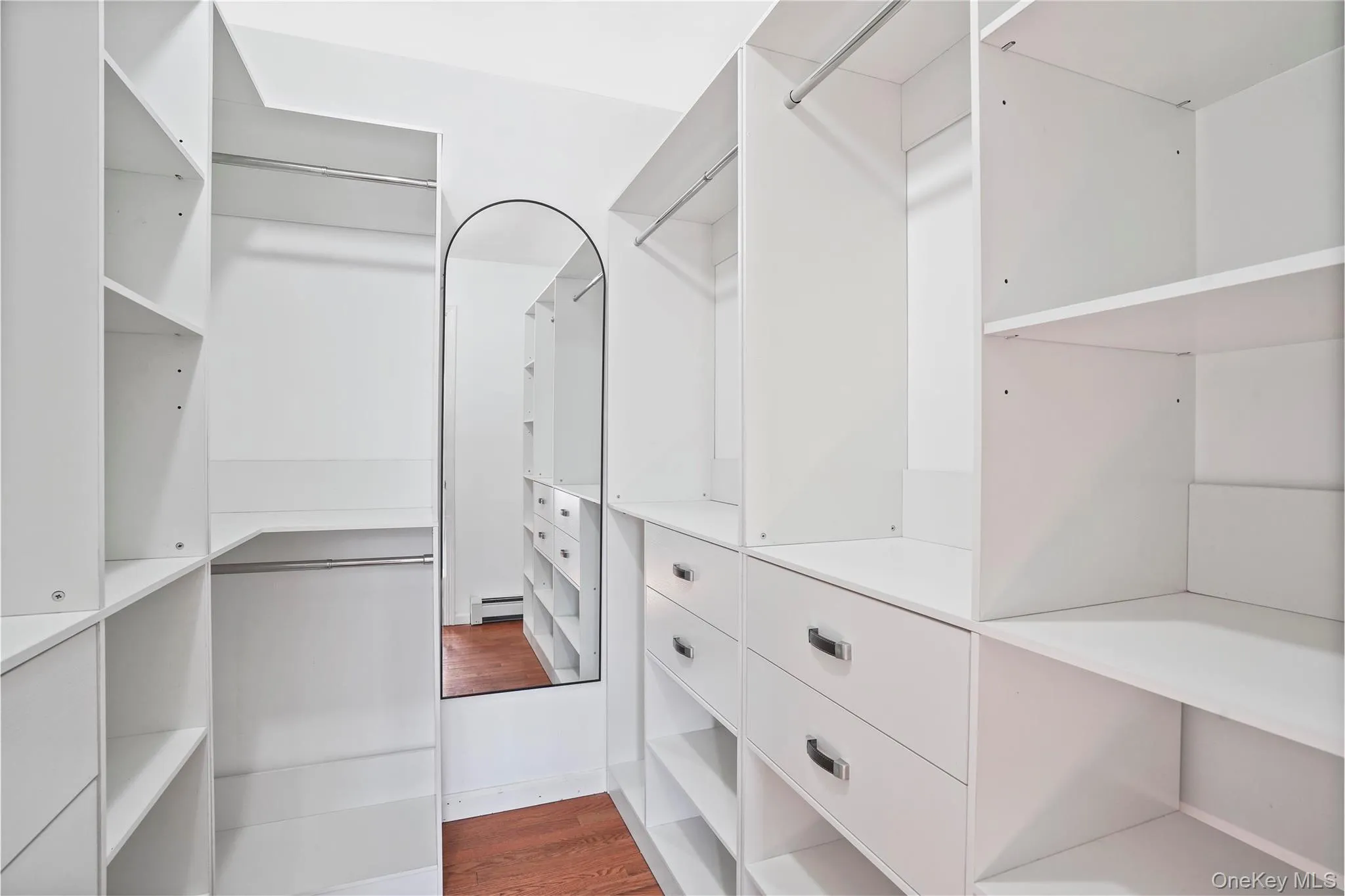 Fantastic Walk In Closet Fantastic Walk In Closet