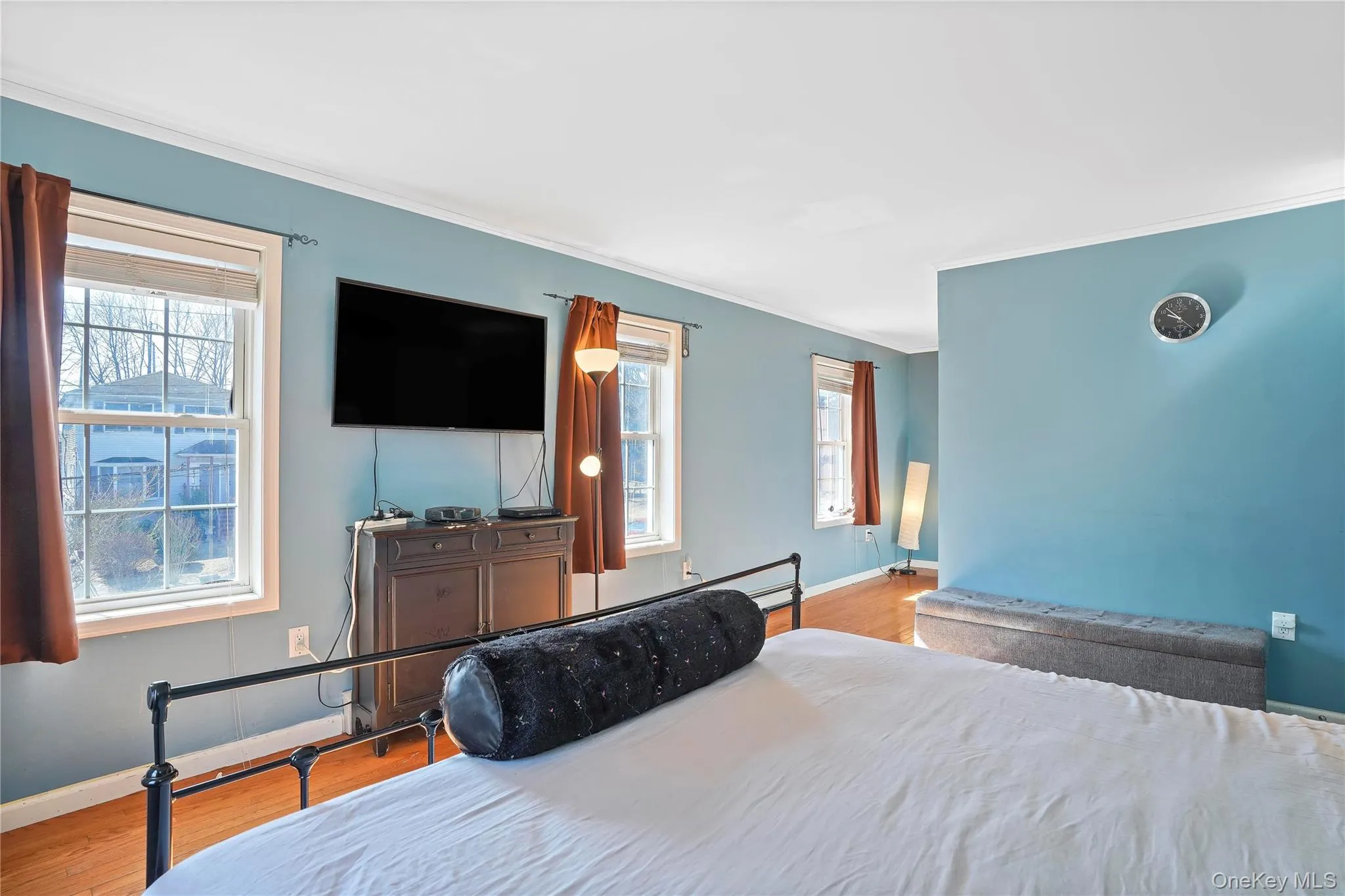 King Size Primary Bedroom Suite King Size Primary Bedroom Suite